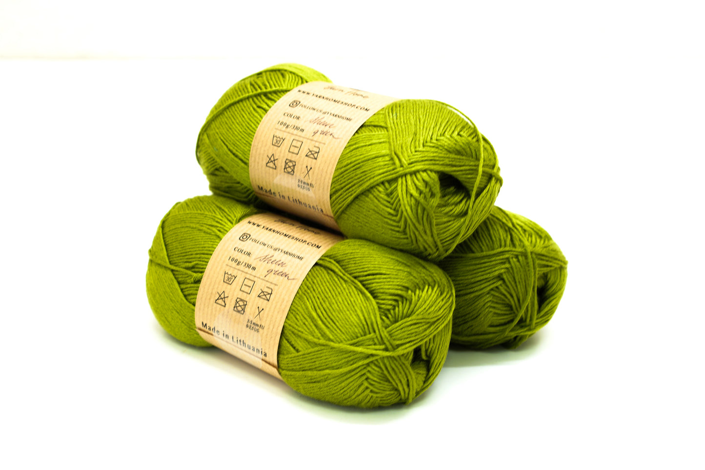 Sheen green bamboo yarn 100g/3,5oz.