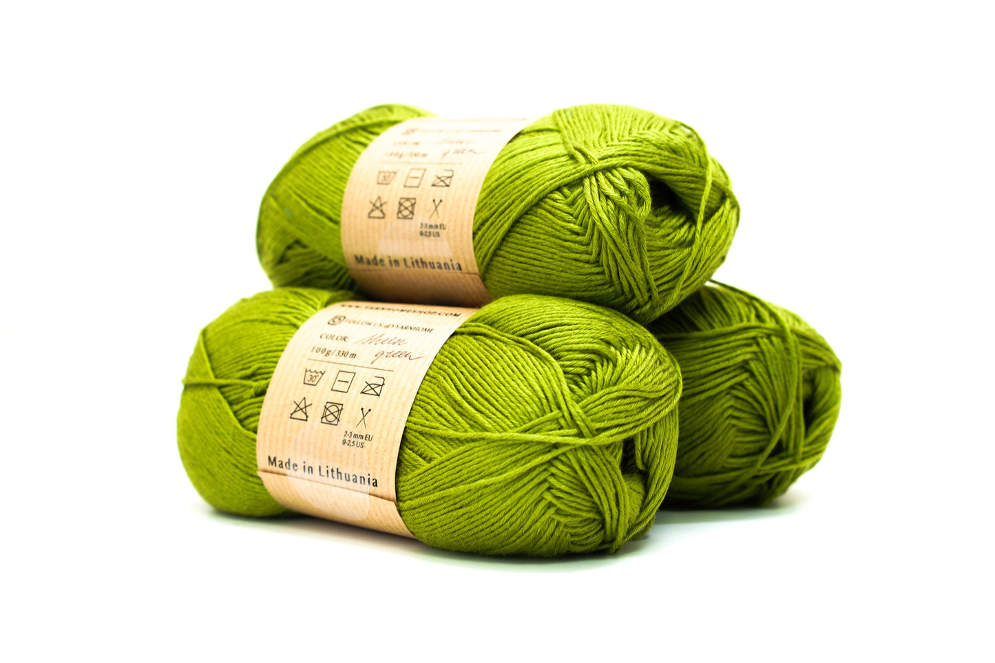 Sheen green bamboo yarn 100g/3,5oz.