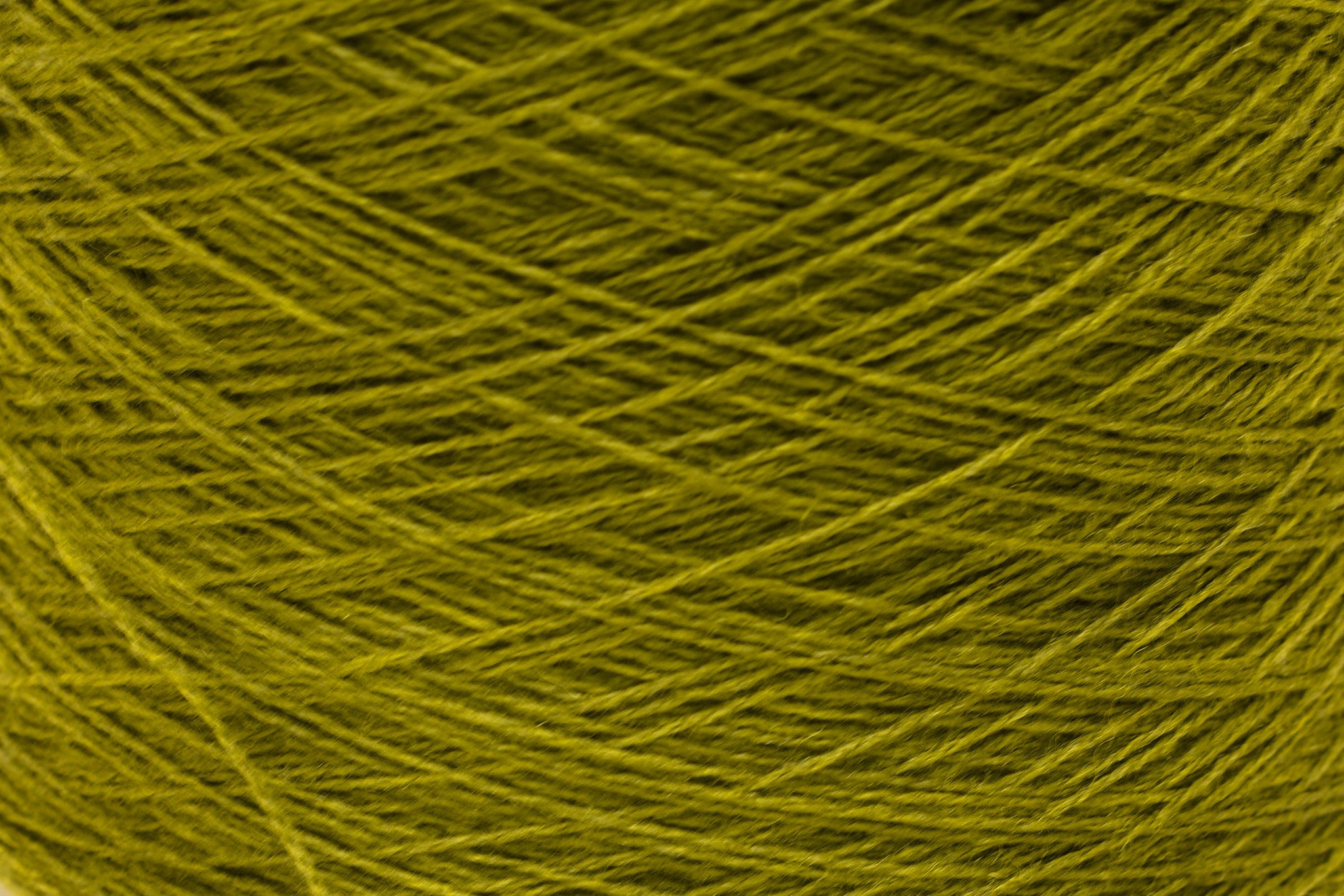 Moss green soft merino wool in cone - 900g/31,7oz.
