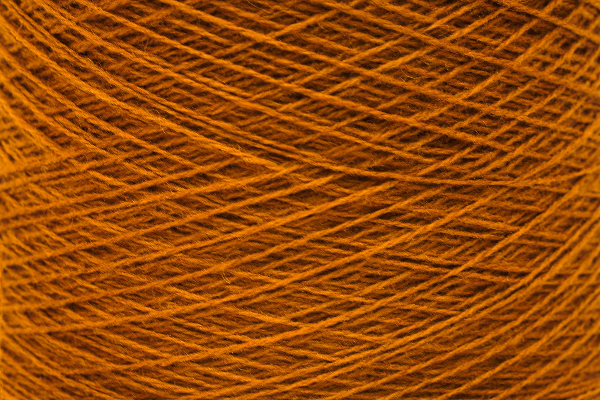 Cinnamon merino wool in cone - 900g/31,7oz.