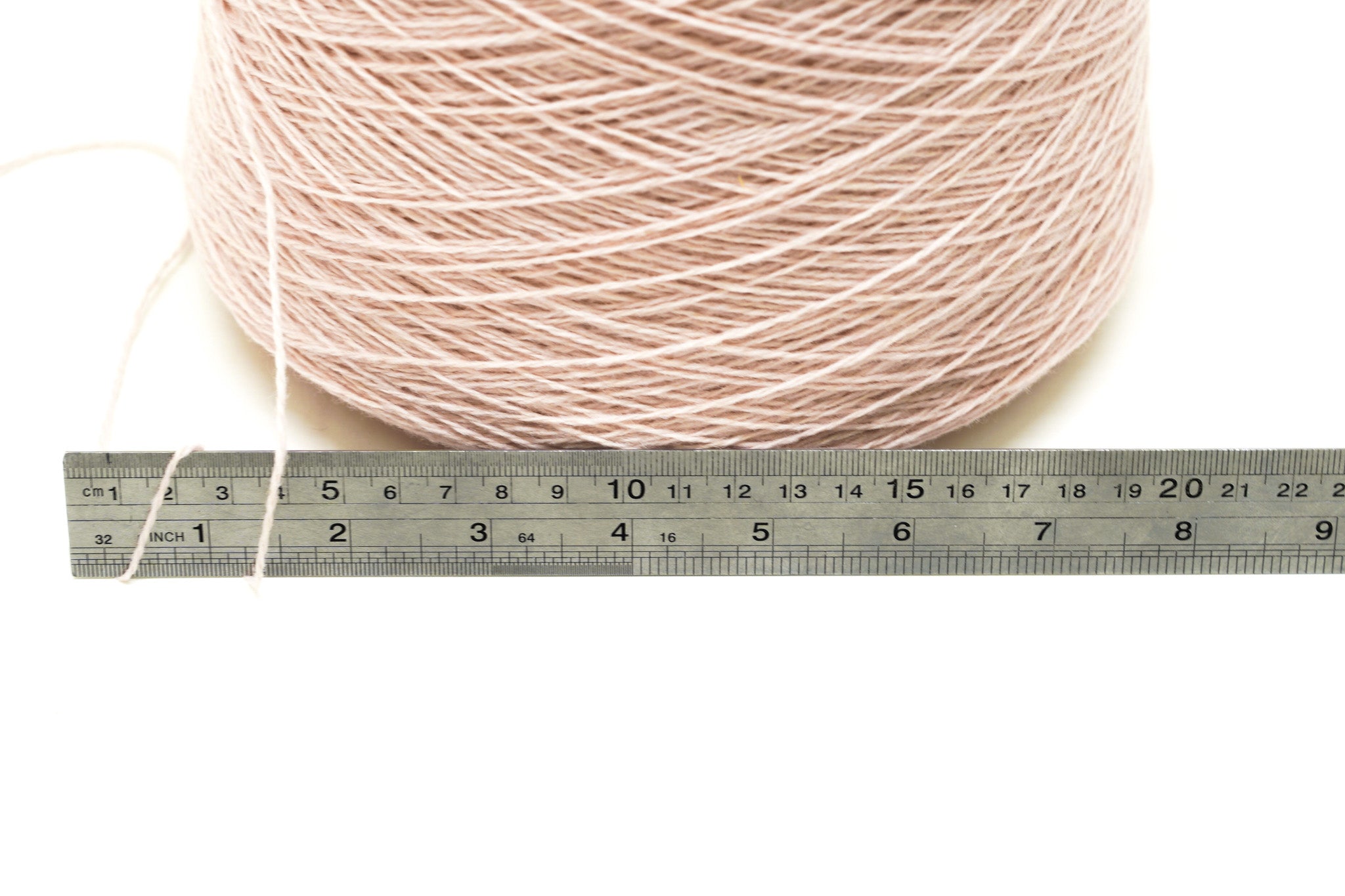 Lightest Rose soft merino wool in cone - 900g / 31,7oz. Color 505