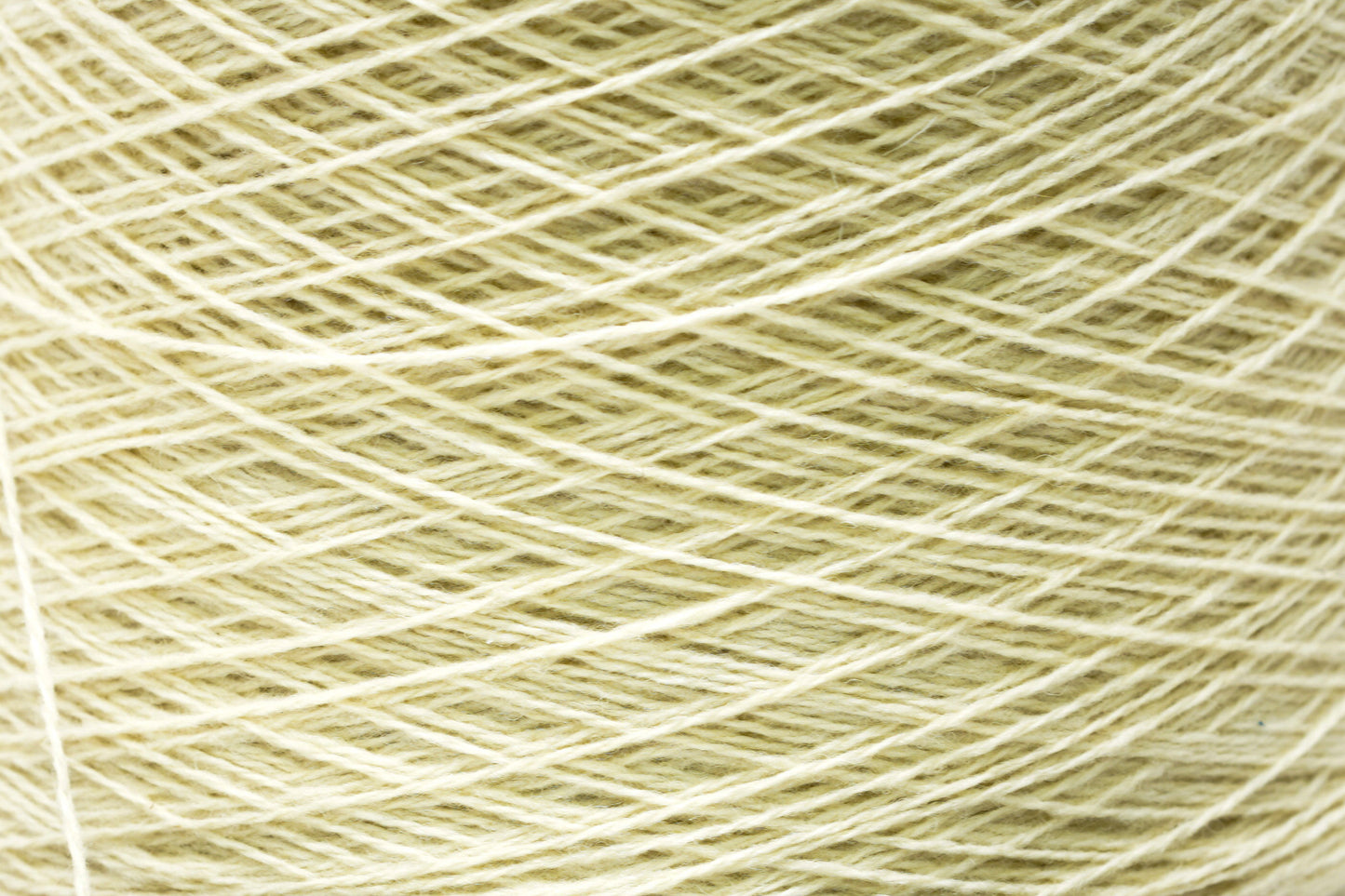 Milk white soft merino wool in cone - 900g/31,7oz.