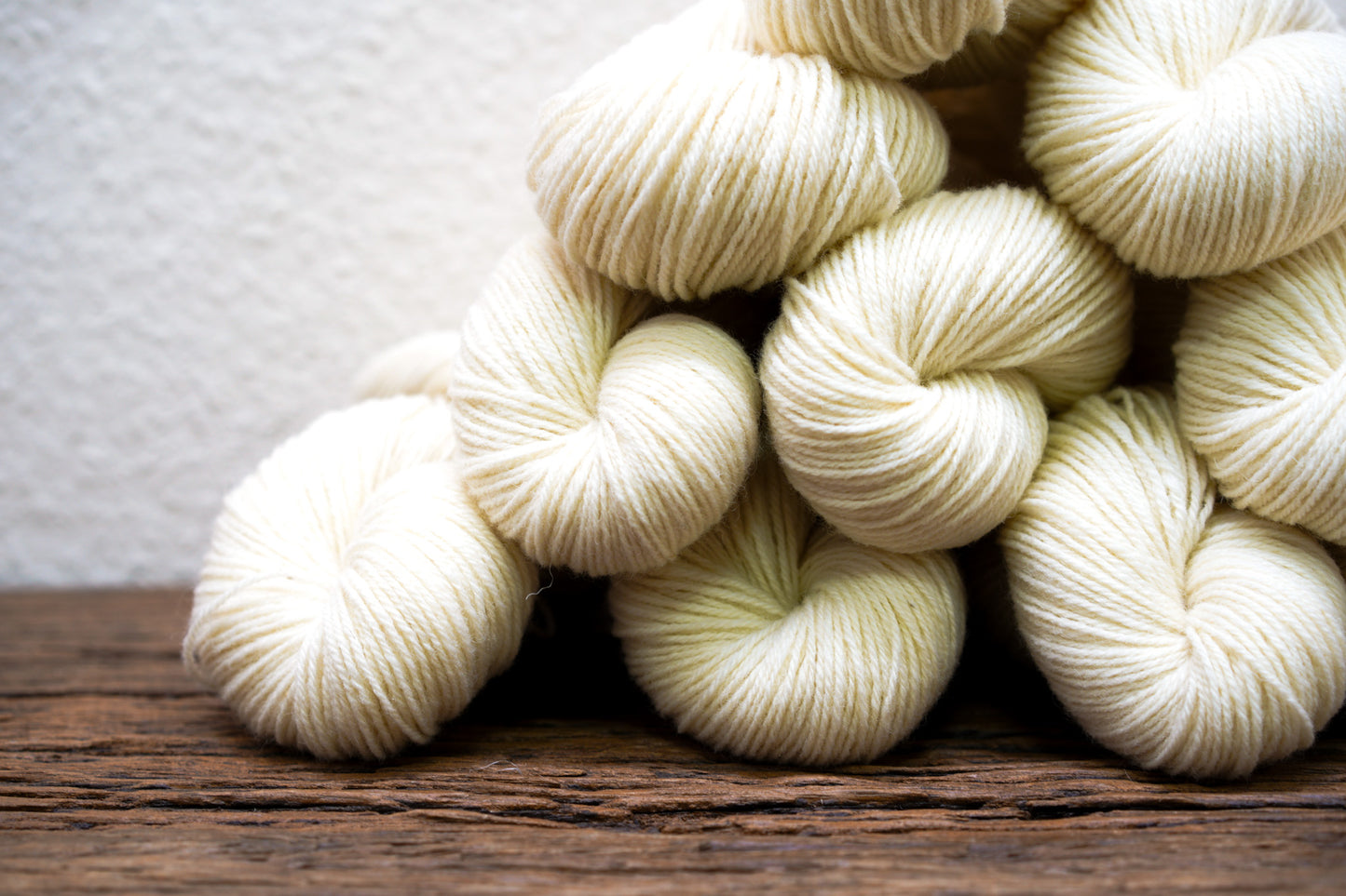 White sport New Zealand wool yarn in cone  - 900g./31,7oz