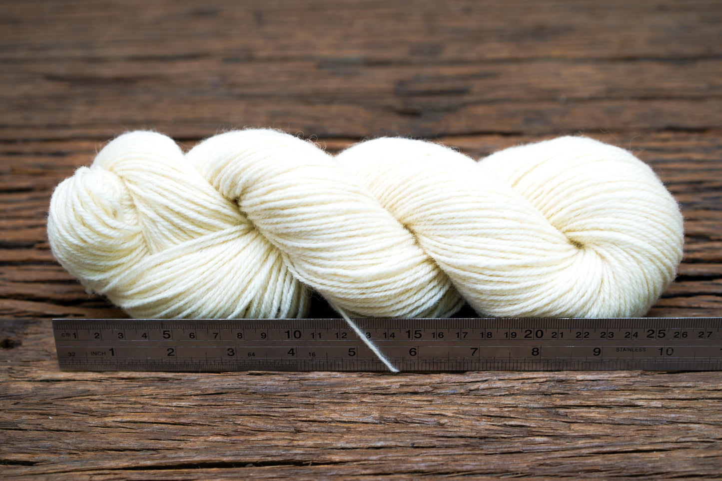 Milk white New Zealand sport wool yarn - 1000g./35oz