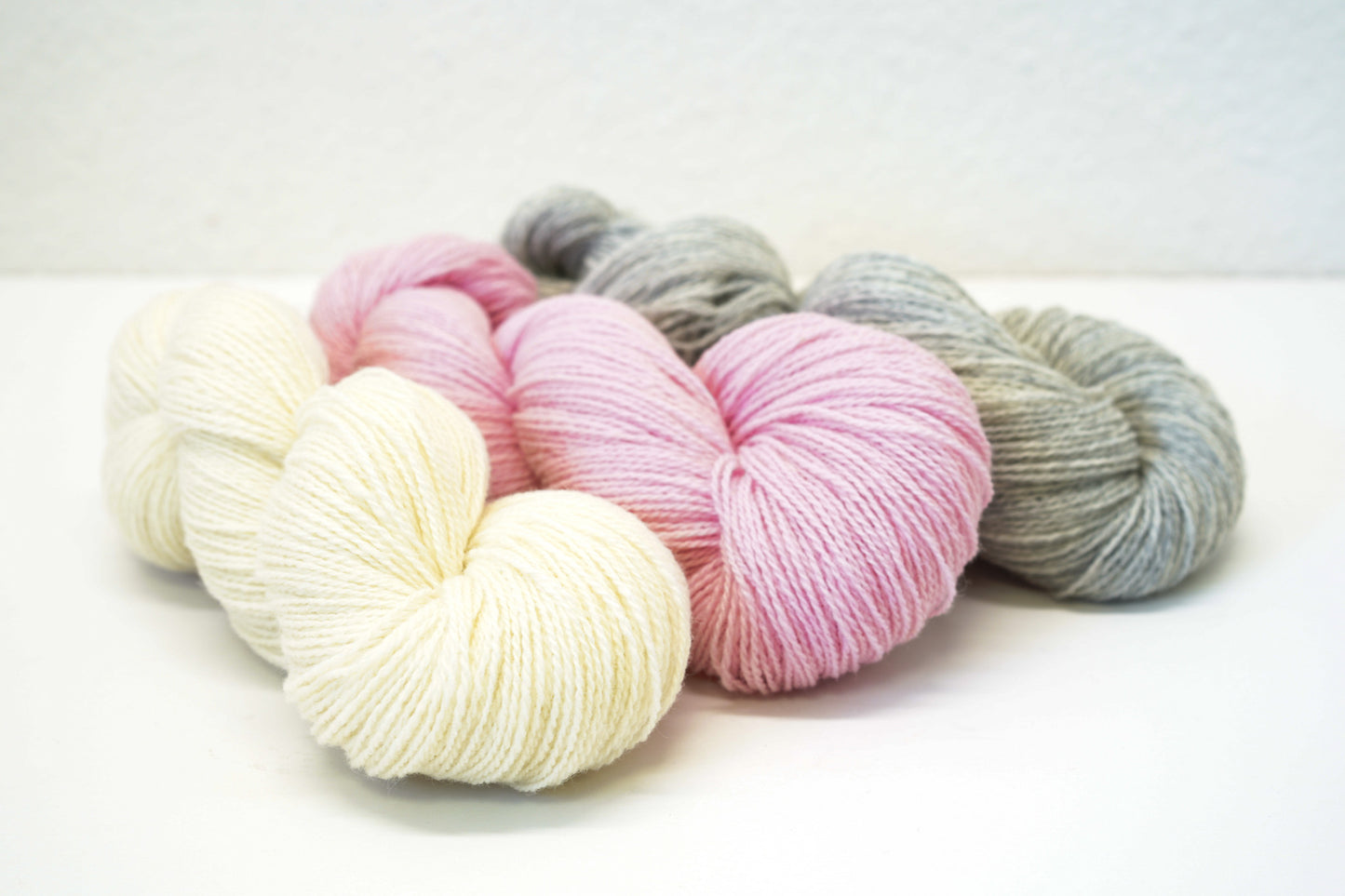 New Zealand wool yarn samples card in 52 colors