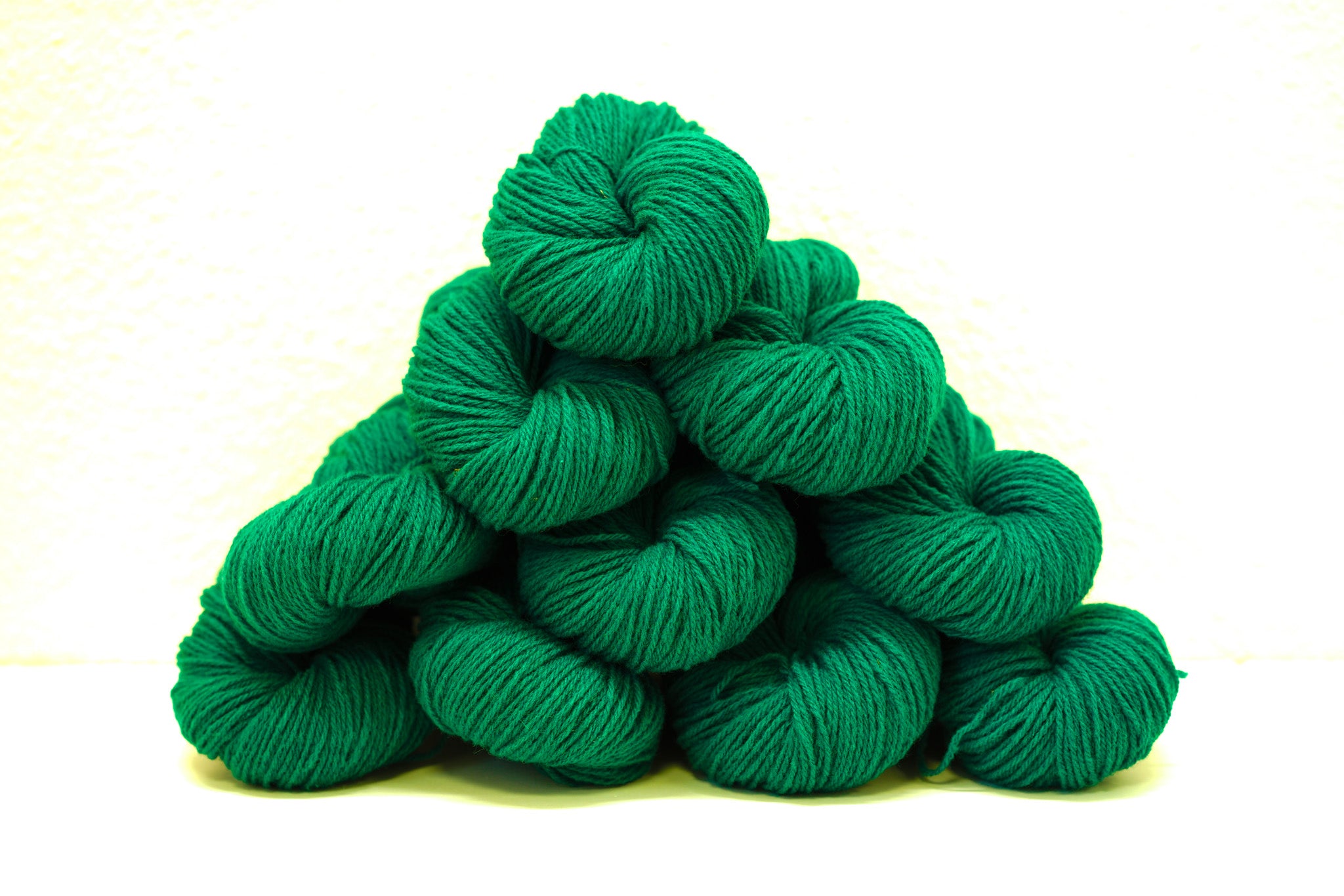 Fun Green melange color Merino and Suffolk wool yarn blend