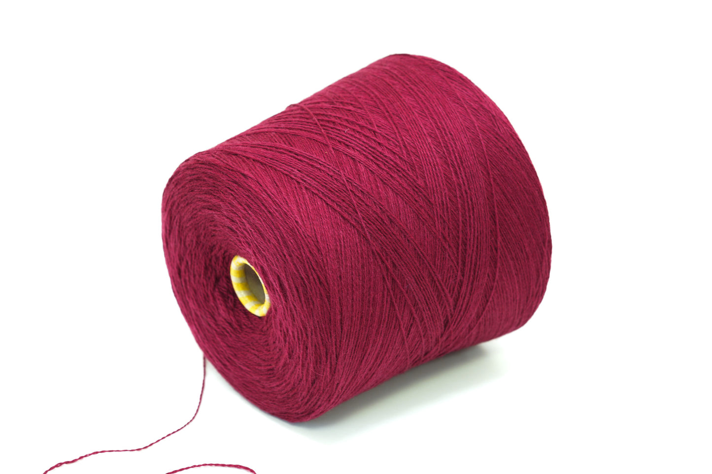 Beetroot purple soft merino wool in cone - 900g / 31,7oz.