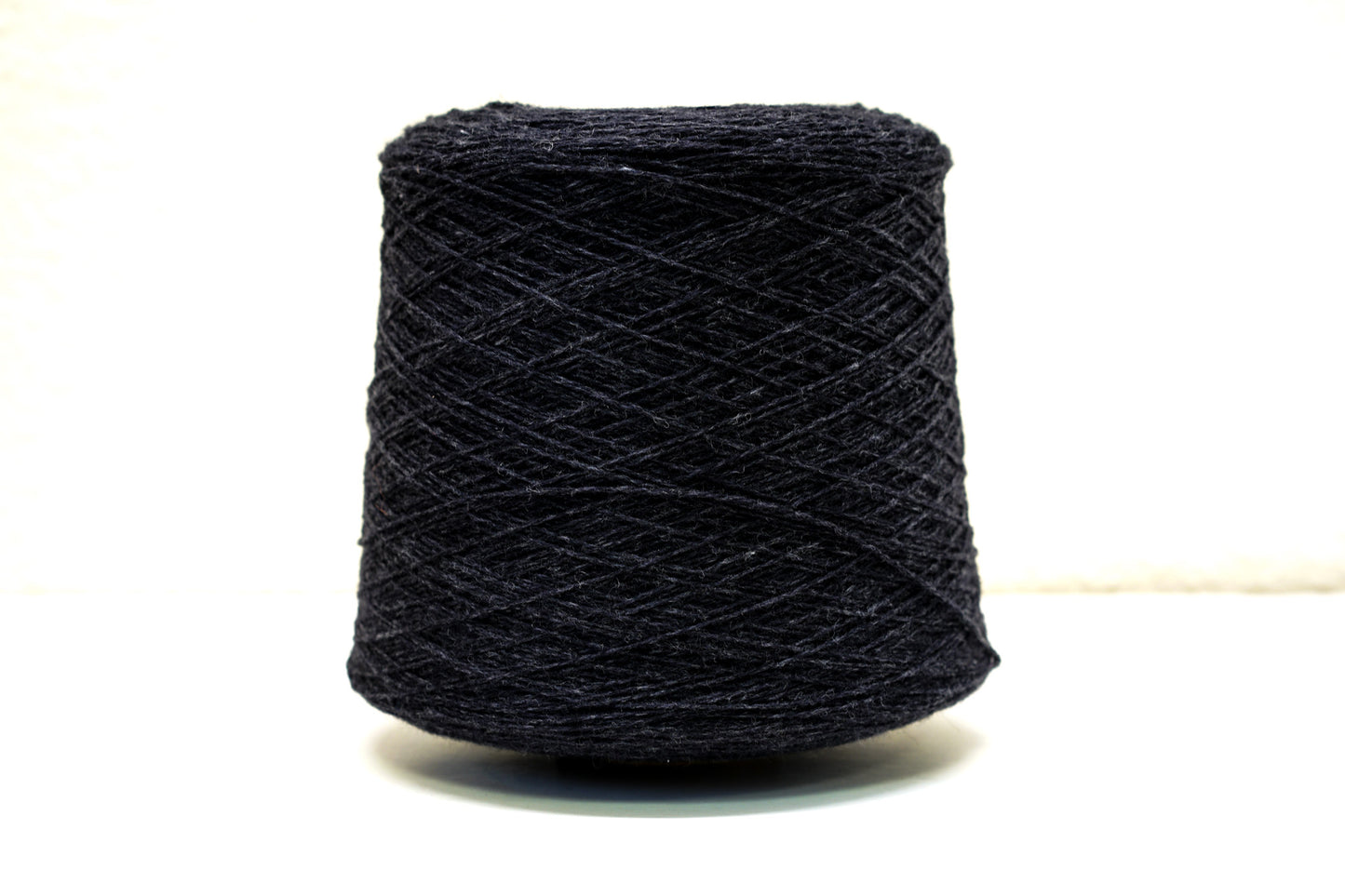 Dark Grey melange soft merino wool in cone - 900g / 31,7oz.