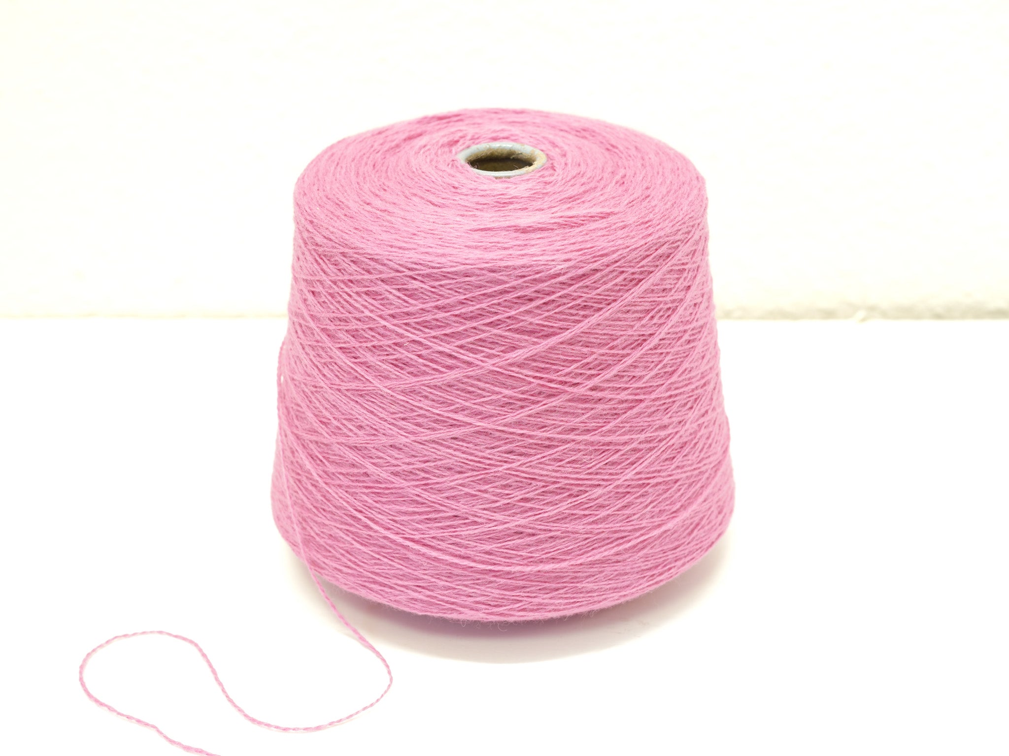 Ash rose wool in a cone - 252 color
