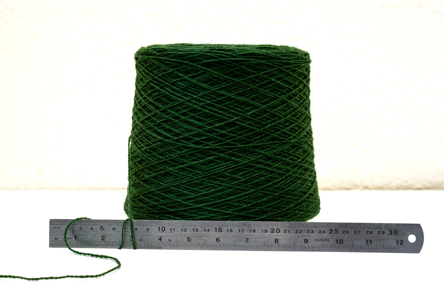 Forest green soft merino wool in cone - 900g/31,7oz.