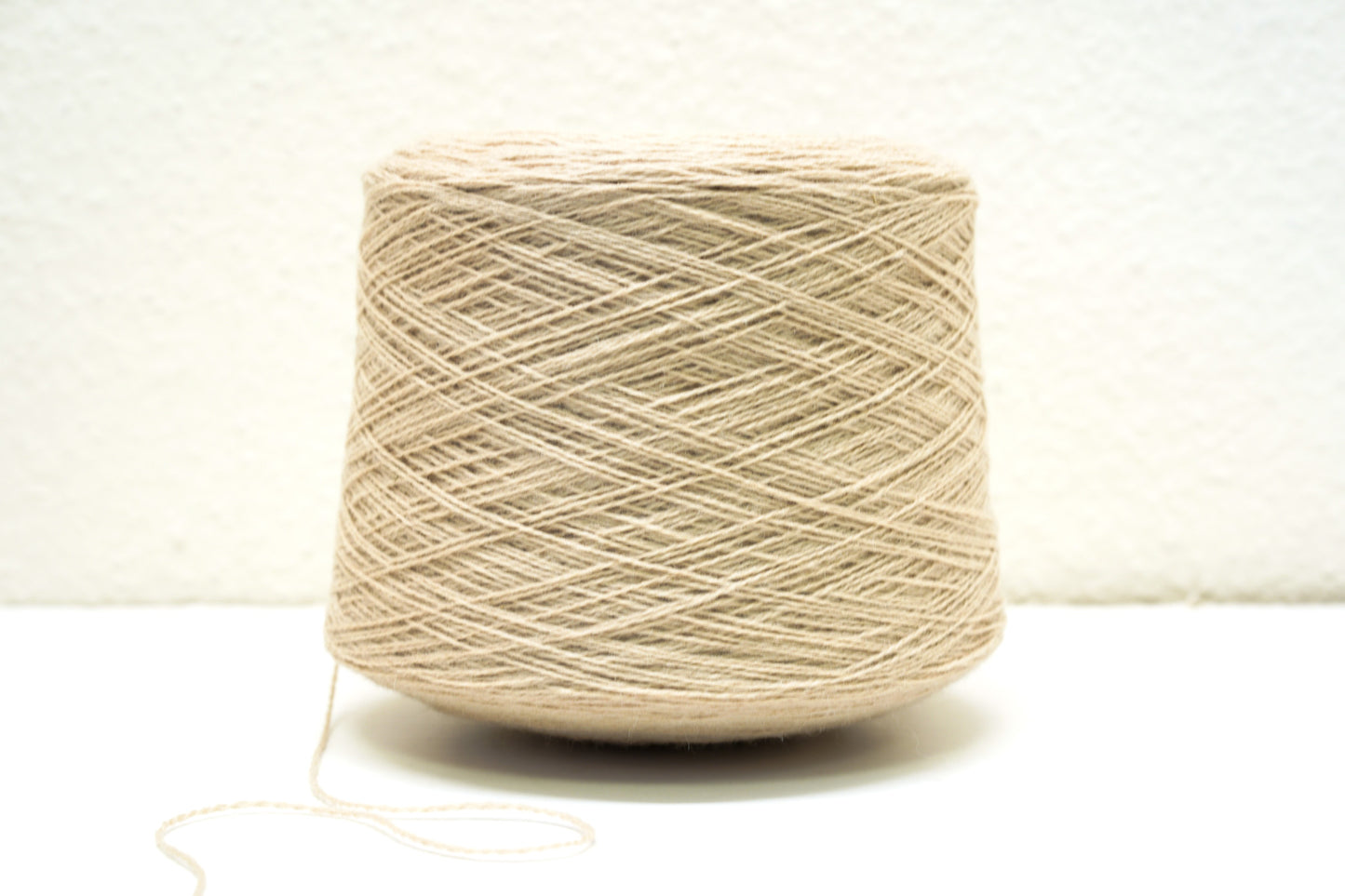 Ivory melange wool in cone - 260