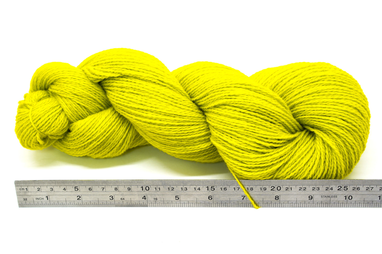 Neon green New Zealand lace wool yarn - 340