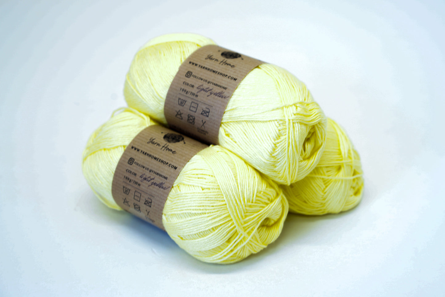 Light yellow 100% bamboo yarn 100g/3,5oz.