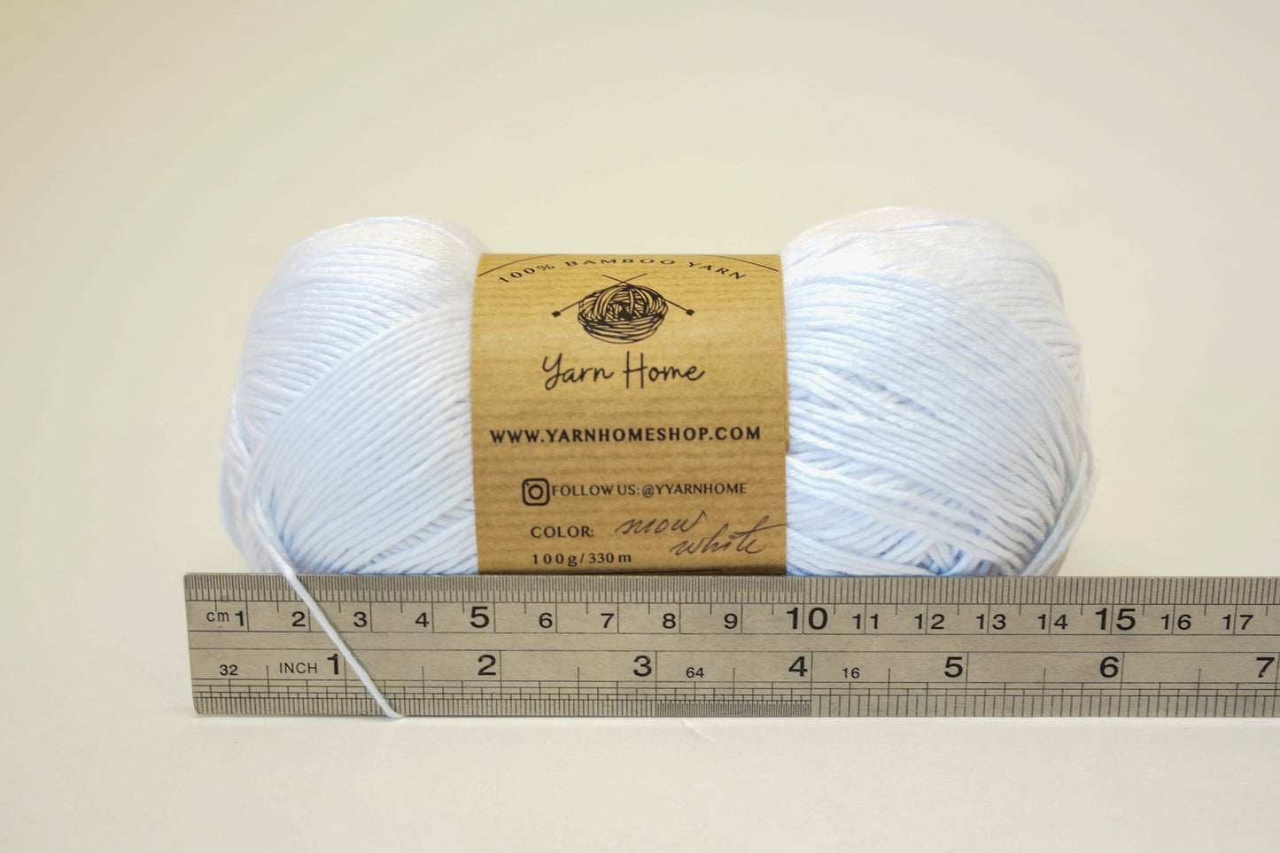 Snow White bamboo yarn - 100g/3,5oz.