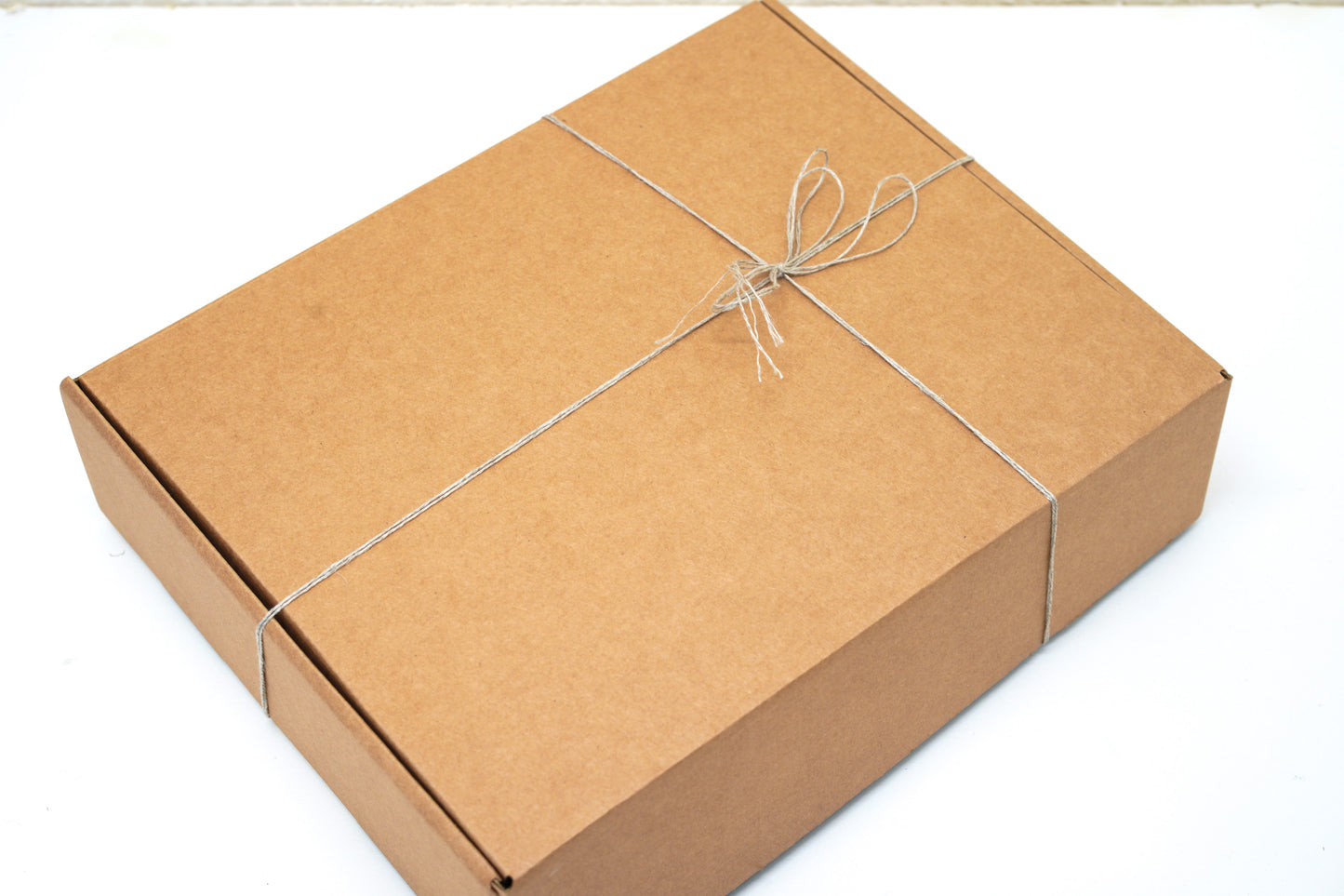 Wool yarn gift box for socks making, macrame, needlepoint - 50 g/175m/15 units