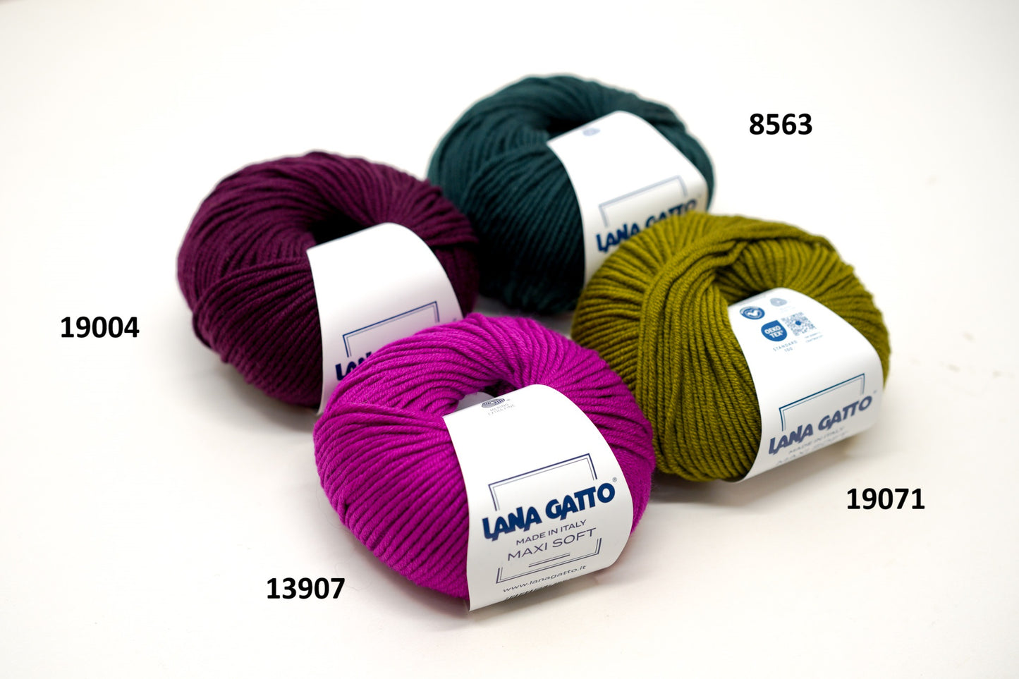 Lana Gatto Maxi soft wool - 90m/50g/ 1.76oc/99yds