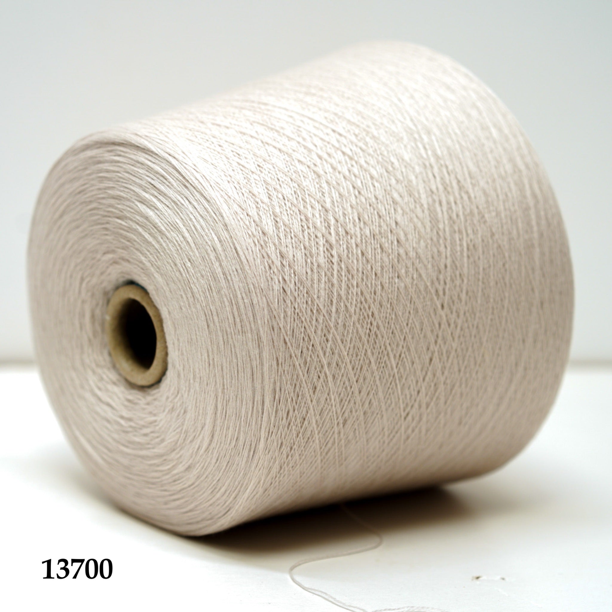 Cream - 100% Extra Fine Merino Wool - Ultra Thin Lace - 100g/3.5oz - 13700