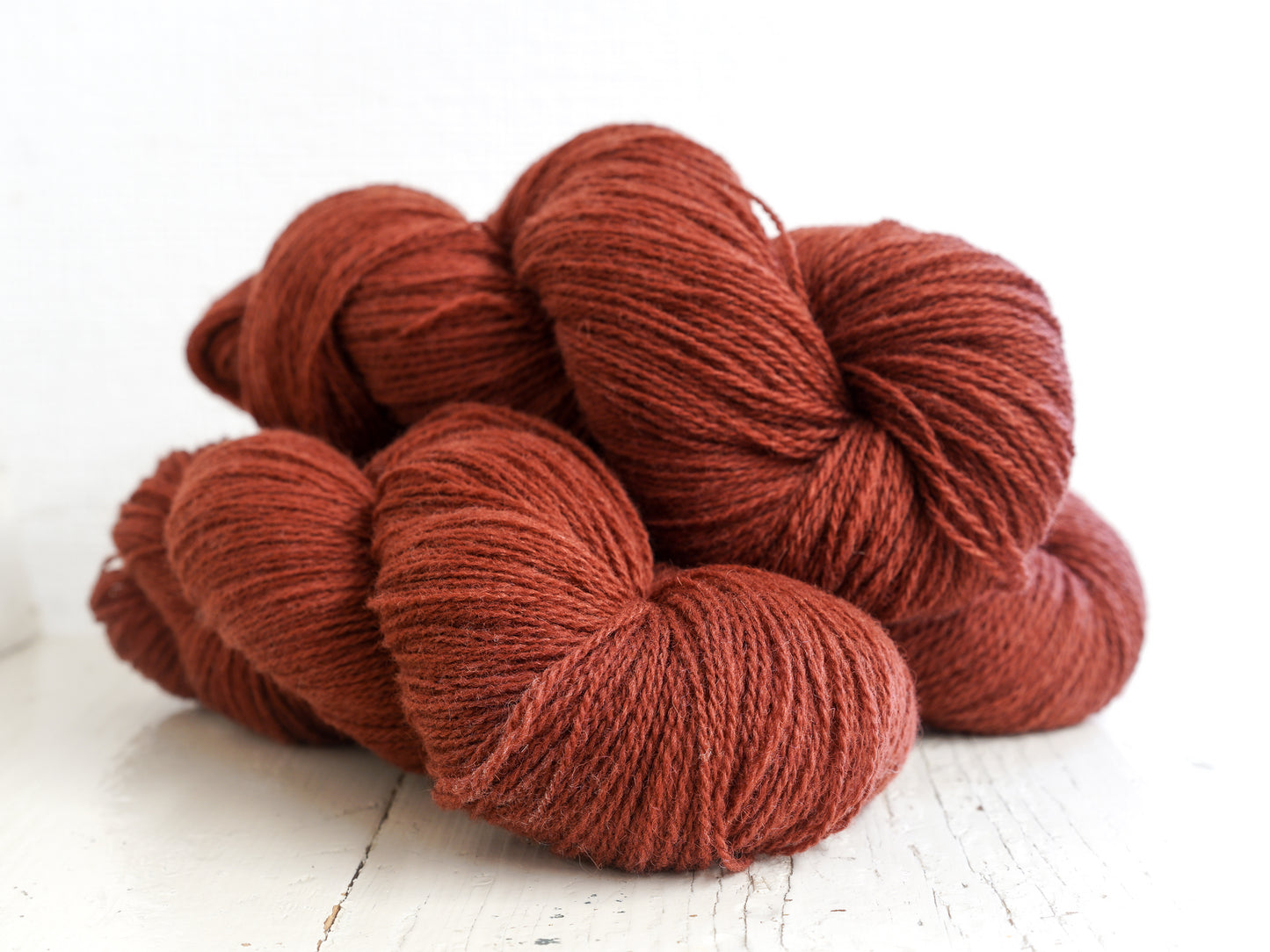 Burnt brick brown wool yarn - 276