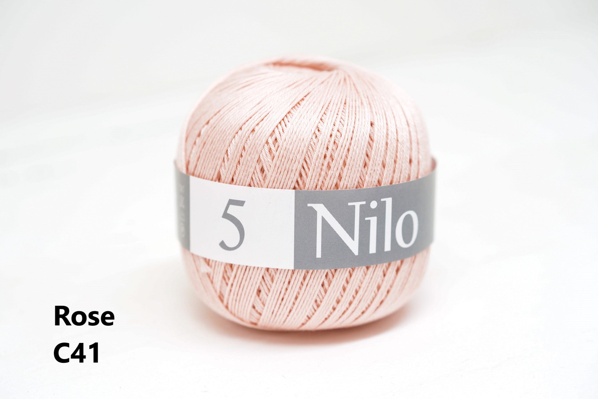 100% mercerised cotton 100g/272m - 46 colors