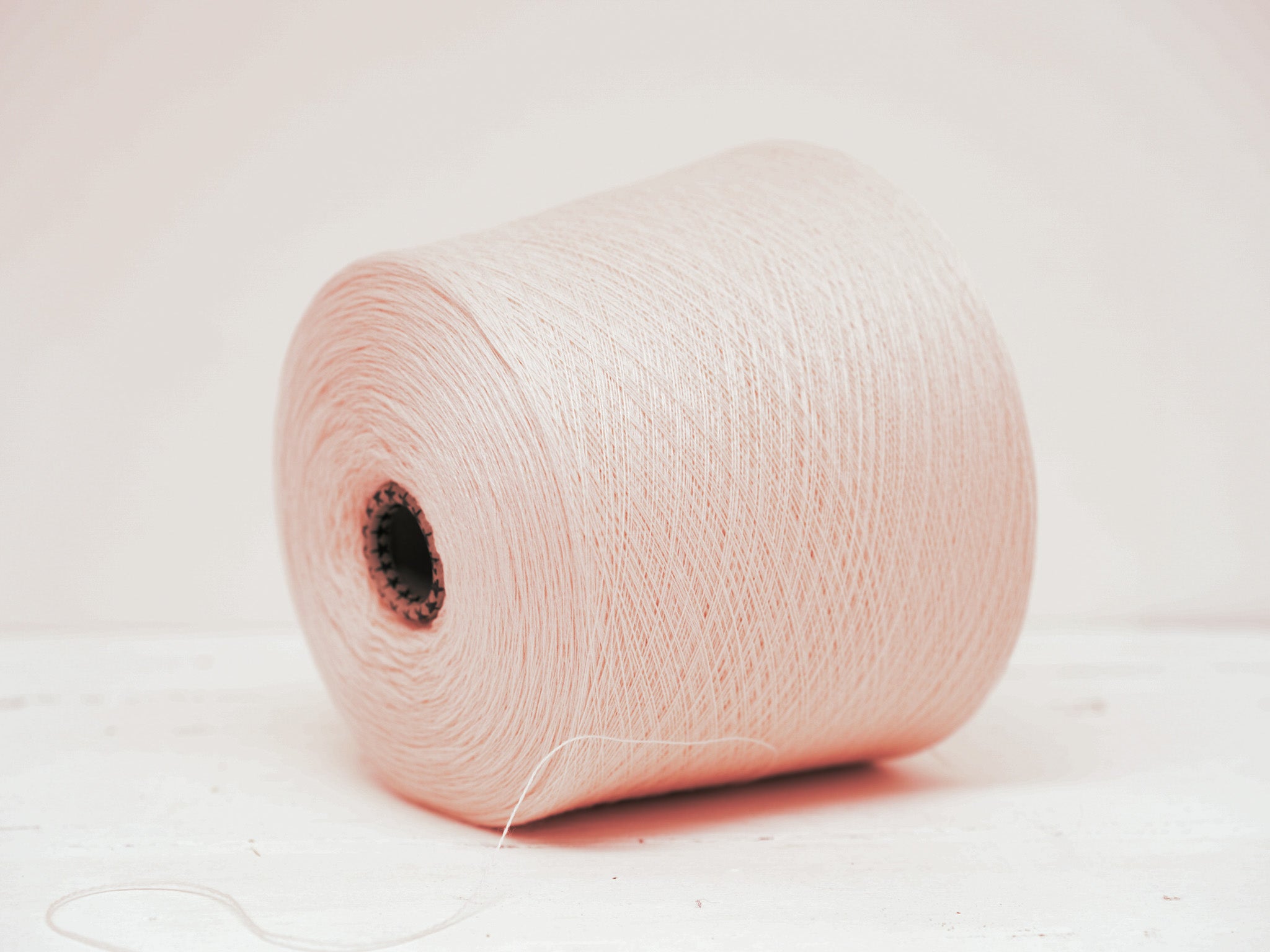 Lightest peach - 100% Extra Fine Merino Wool - Ultra Thin Lace - 100g/3.5oz