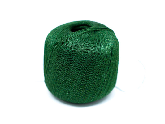 100% linen yarn in green mélange color 100g./600m.