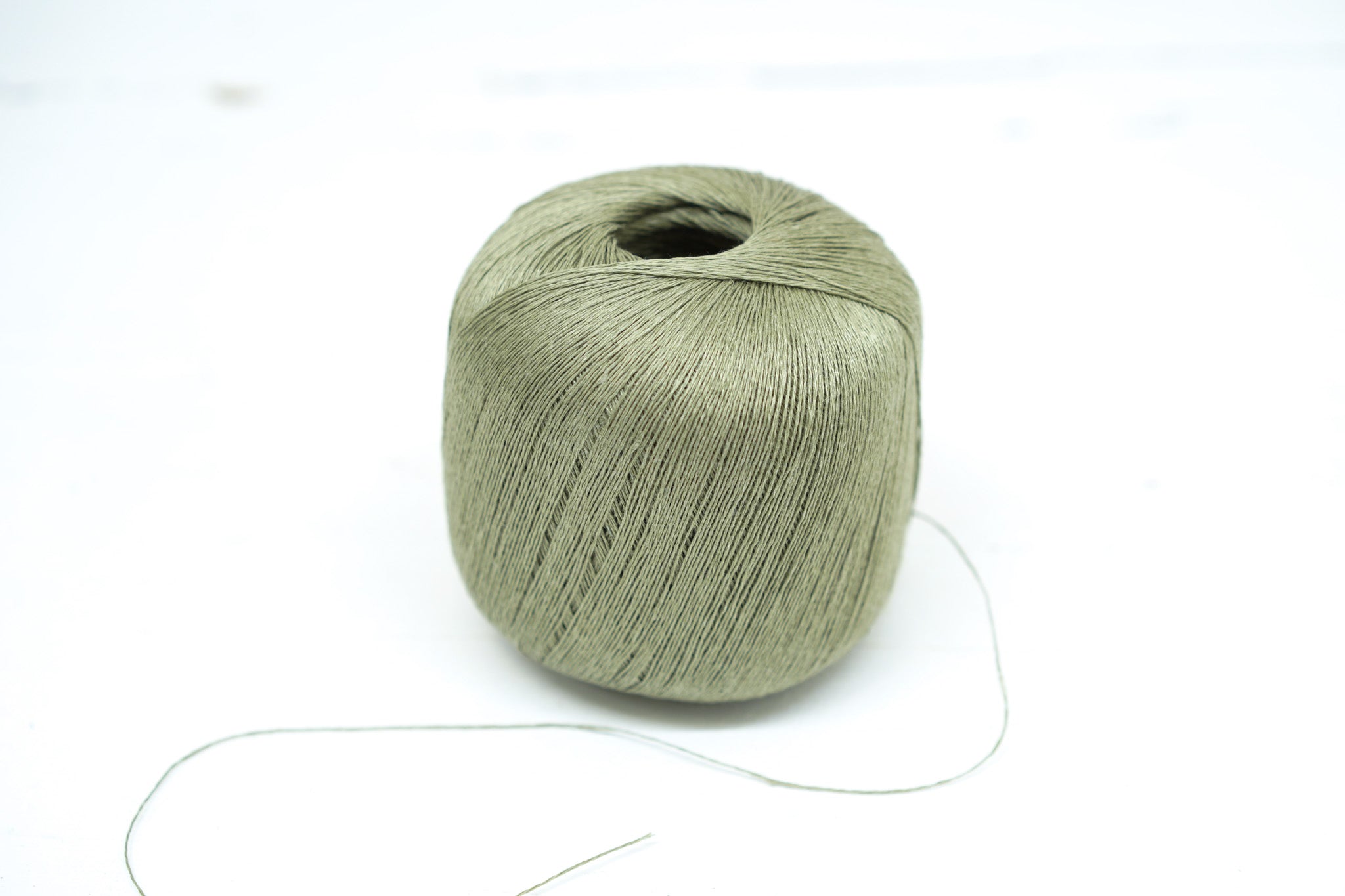 Linen yarn in military green color