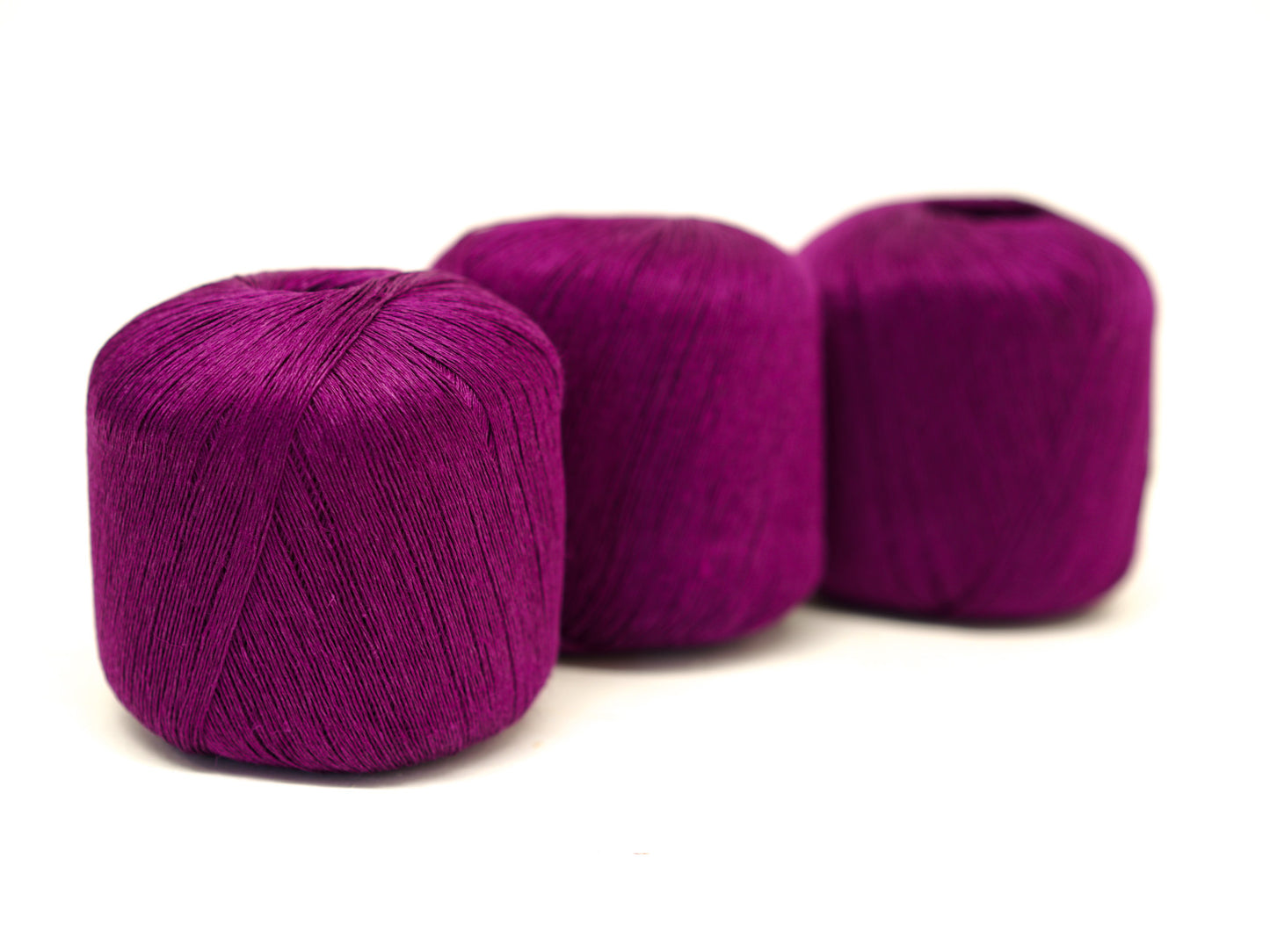 100% linen yarn in purple rose color