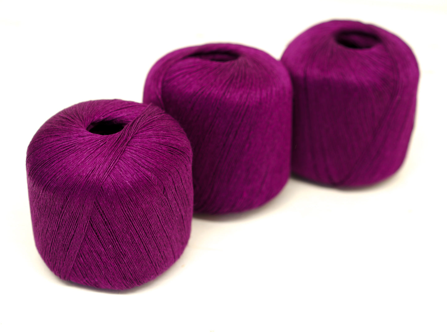 100% linen yarn in purple rose color