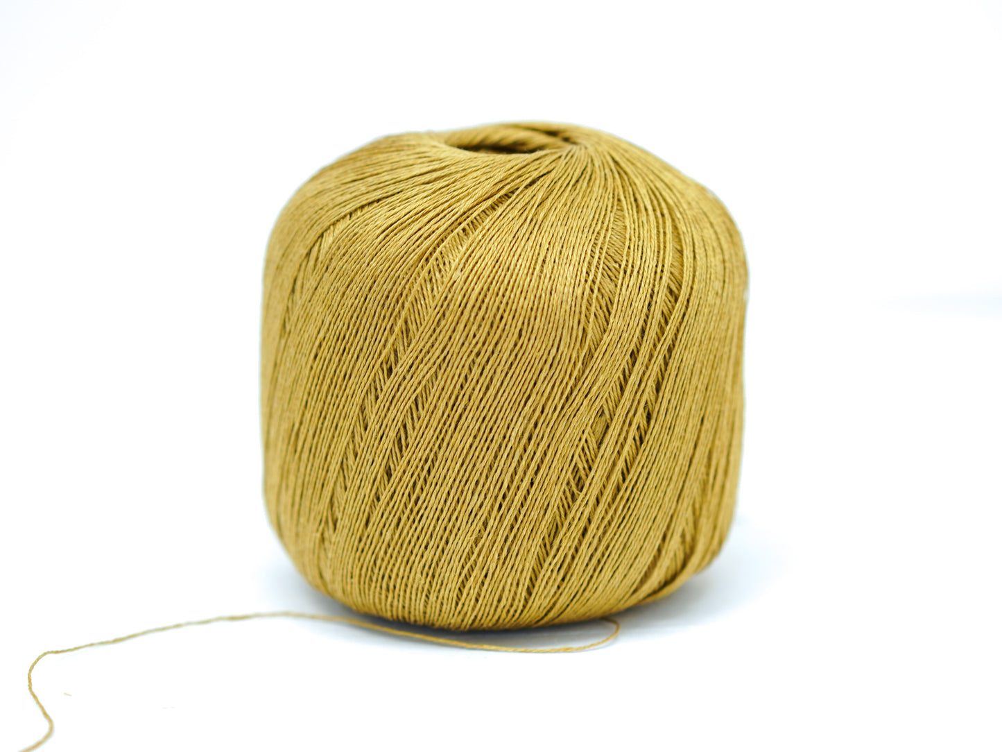 100% linen yarn in mustard yellow 100g/600 m