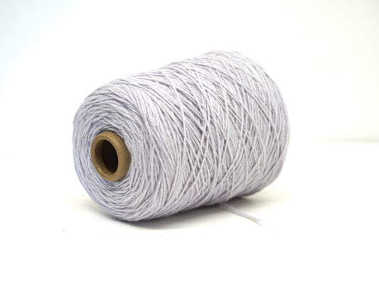 Lightest grey 100% wool yarn - 200 color