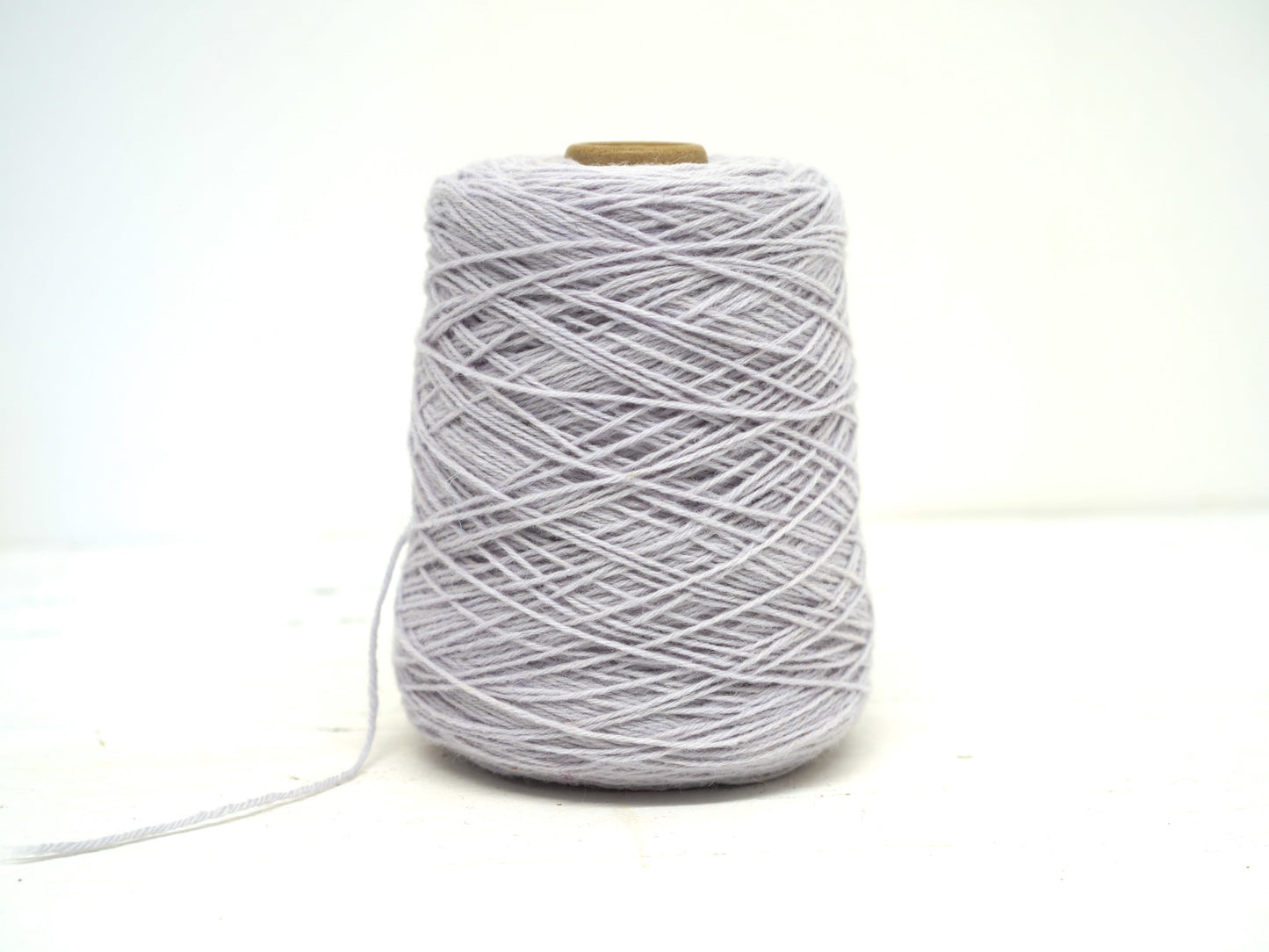 Lightest grey 100% wool yarn - 200 color