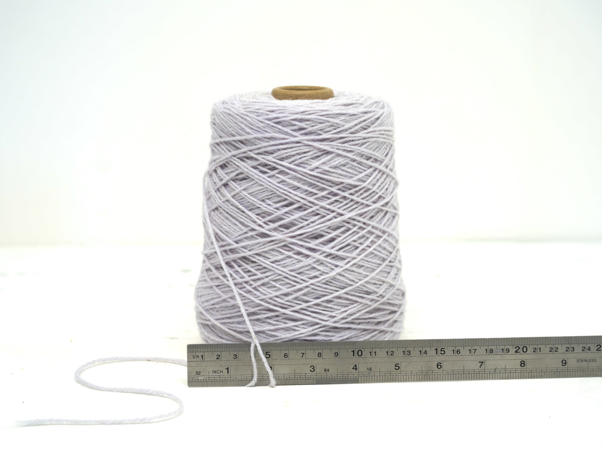 Lightest grey 100% wool yarn - 200 color