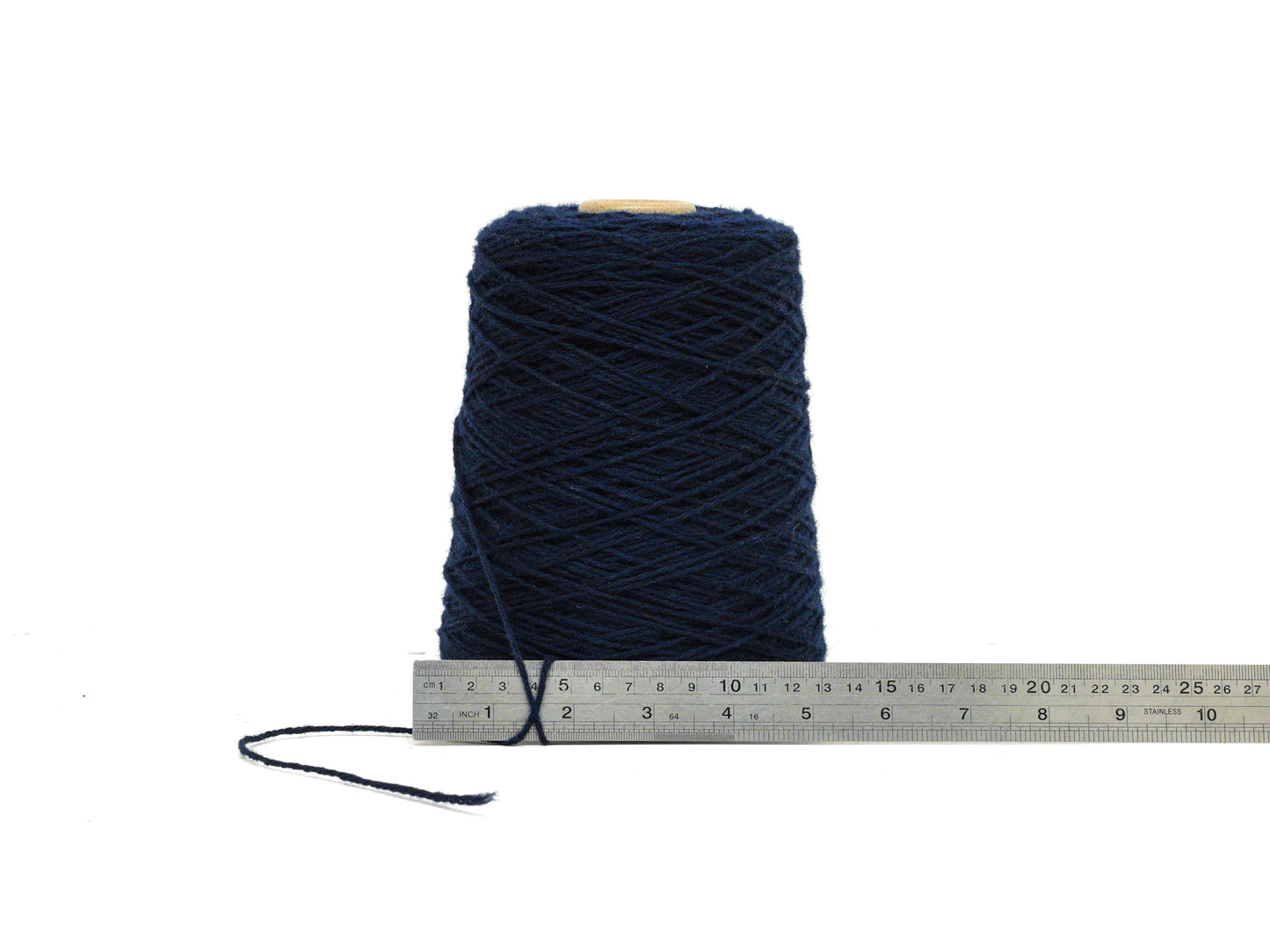Dark blue Carpet wool in cone - 480