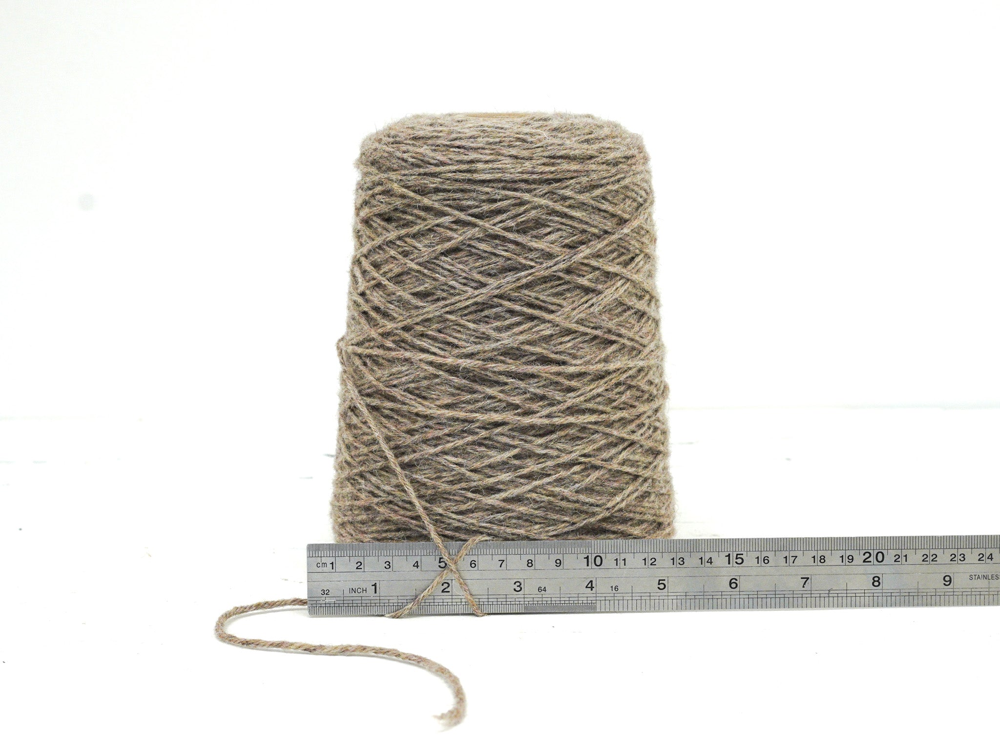 Grey-brown undyed wool yarn in cone - 266
