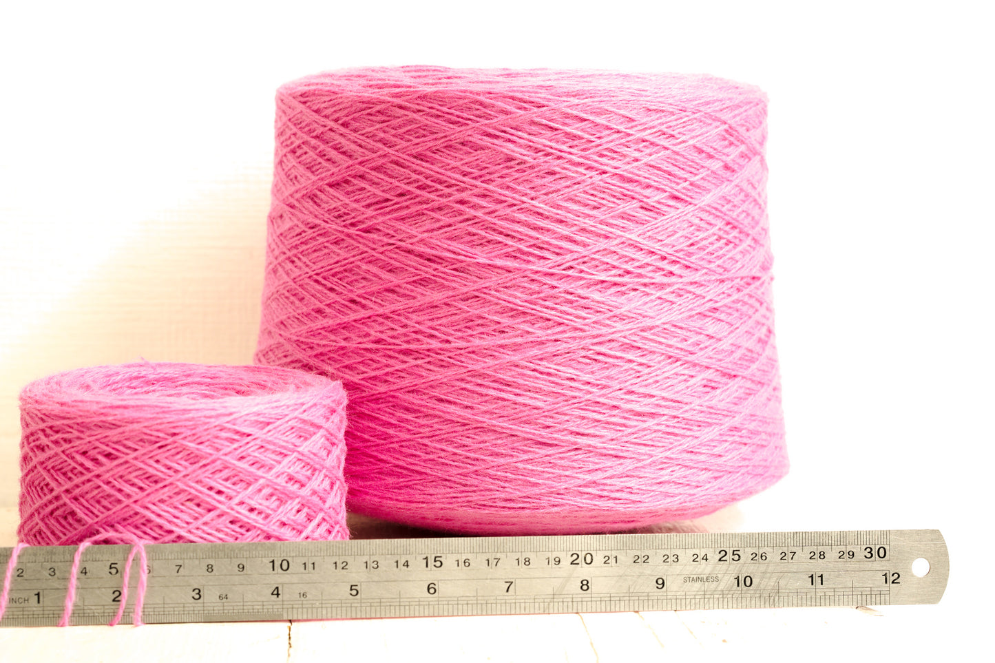 Rose fingering wool yarn in cones - 500