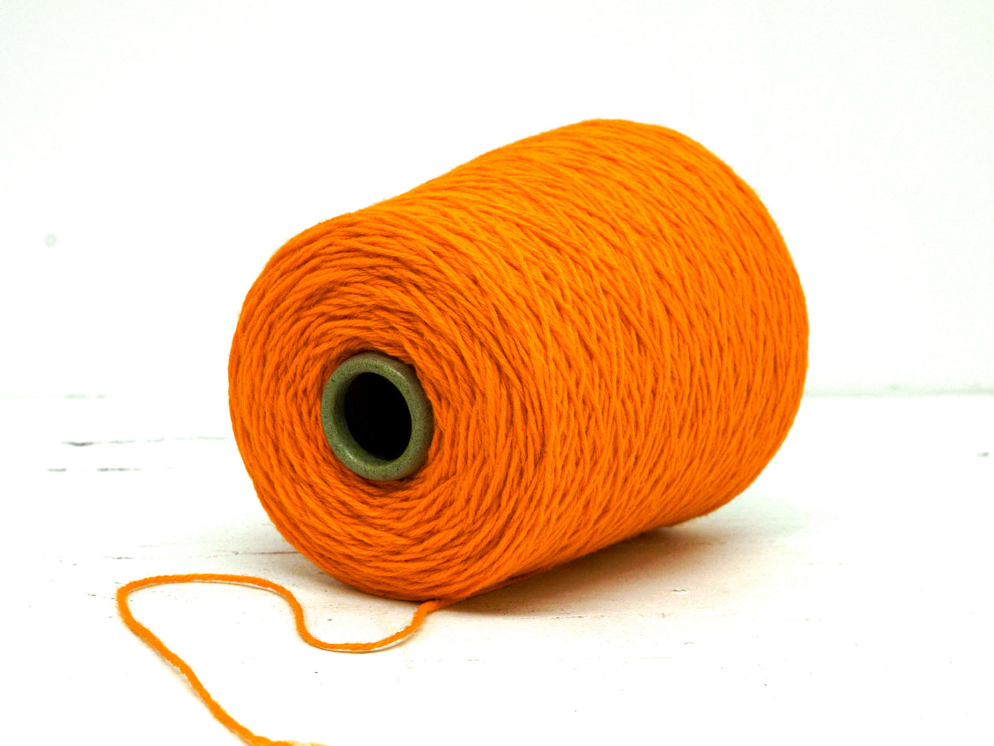 Orange wool yarn for tufting - 760 color