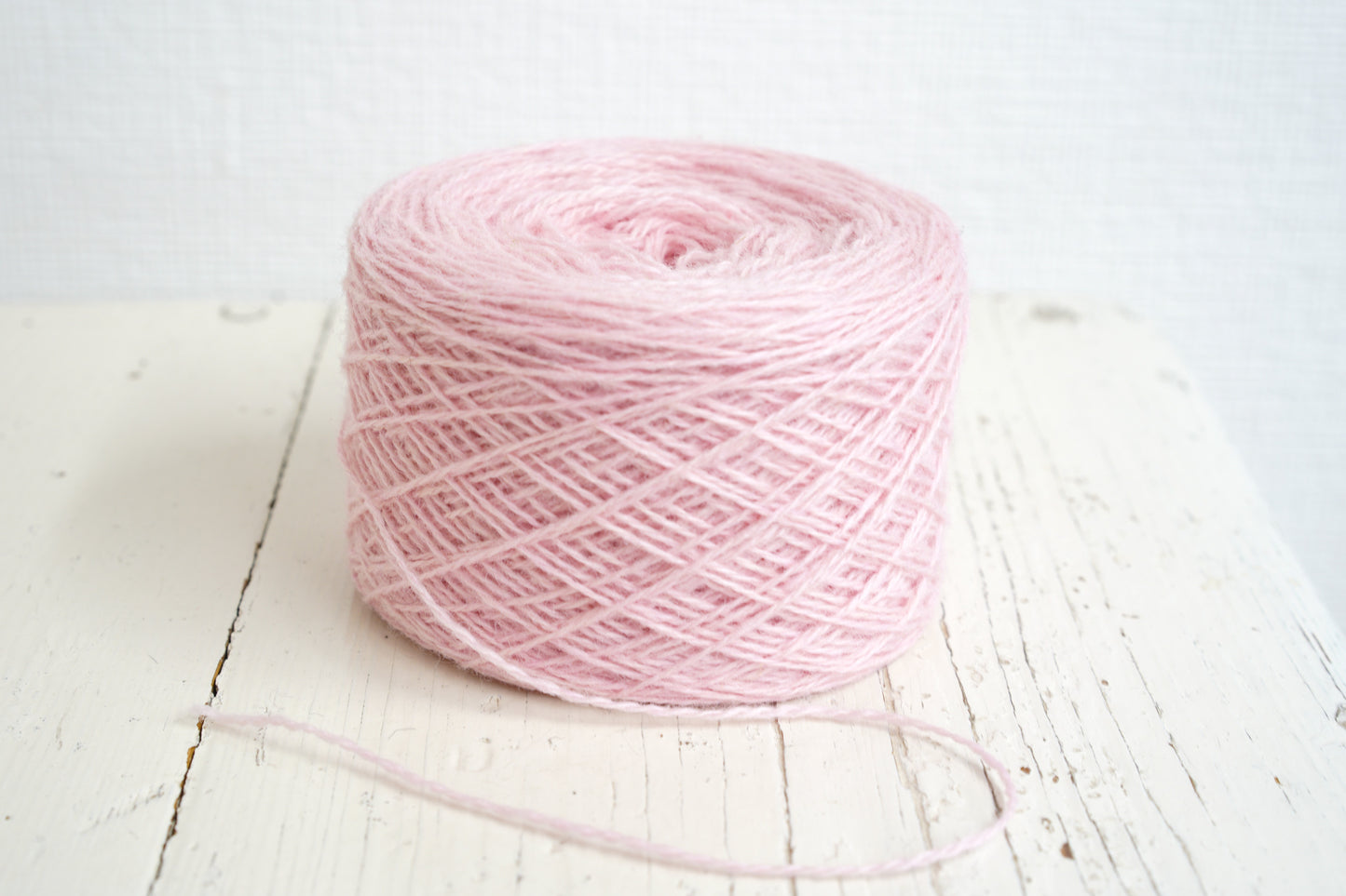 Rose wool in a cone - 507 color