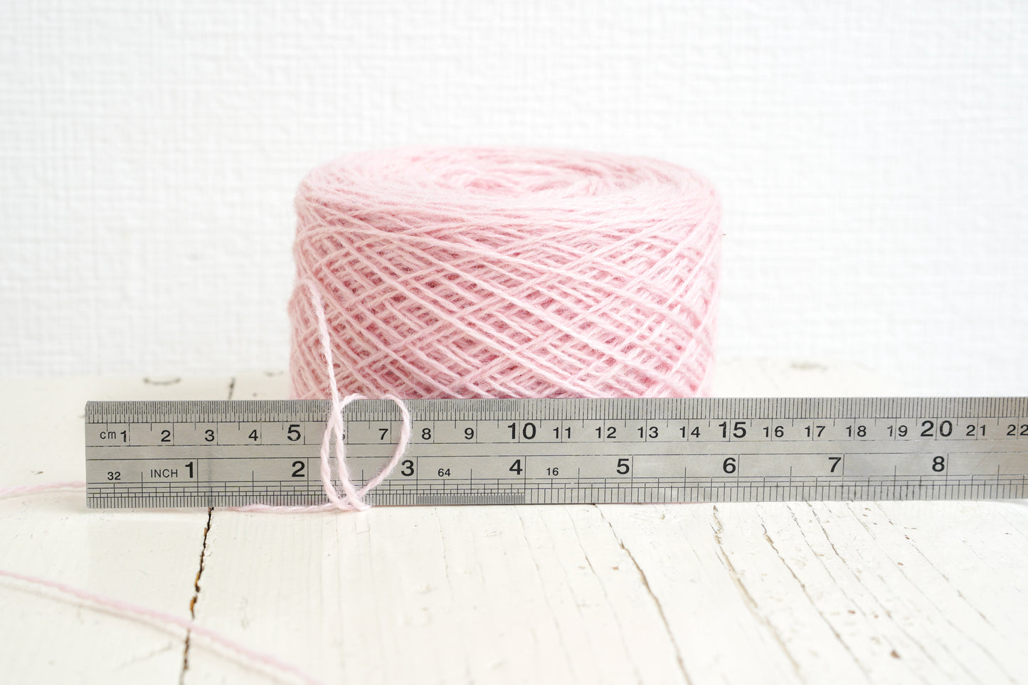 Rose wool in a cone - 507 color