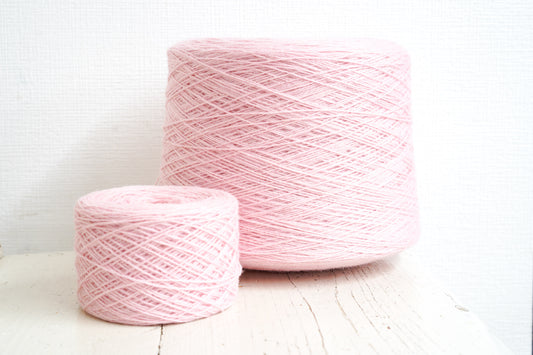Rose wool in a cone - 507 color