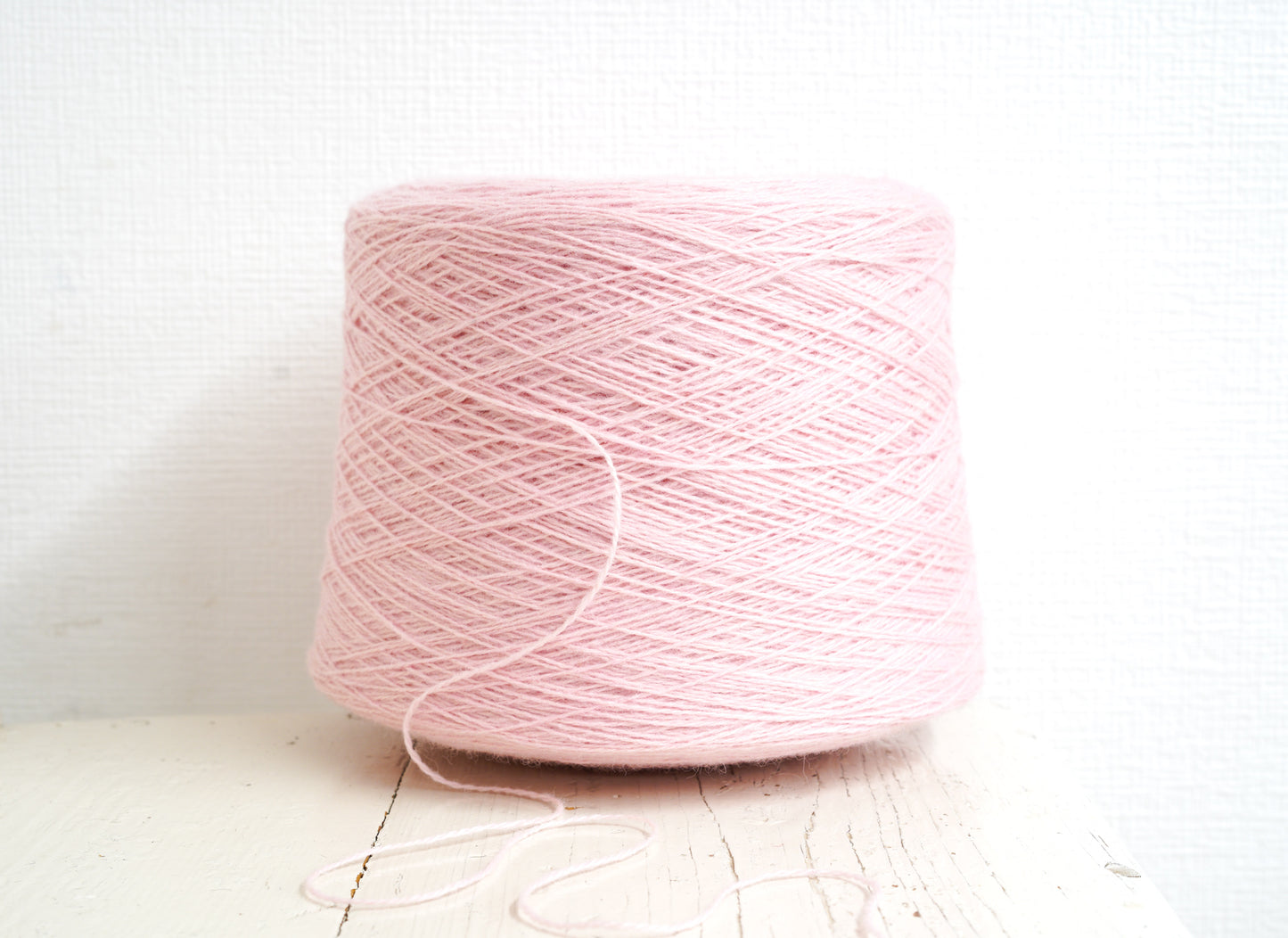 Rose wool in a cone - 507 color
