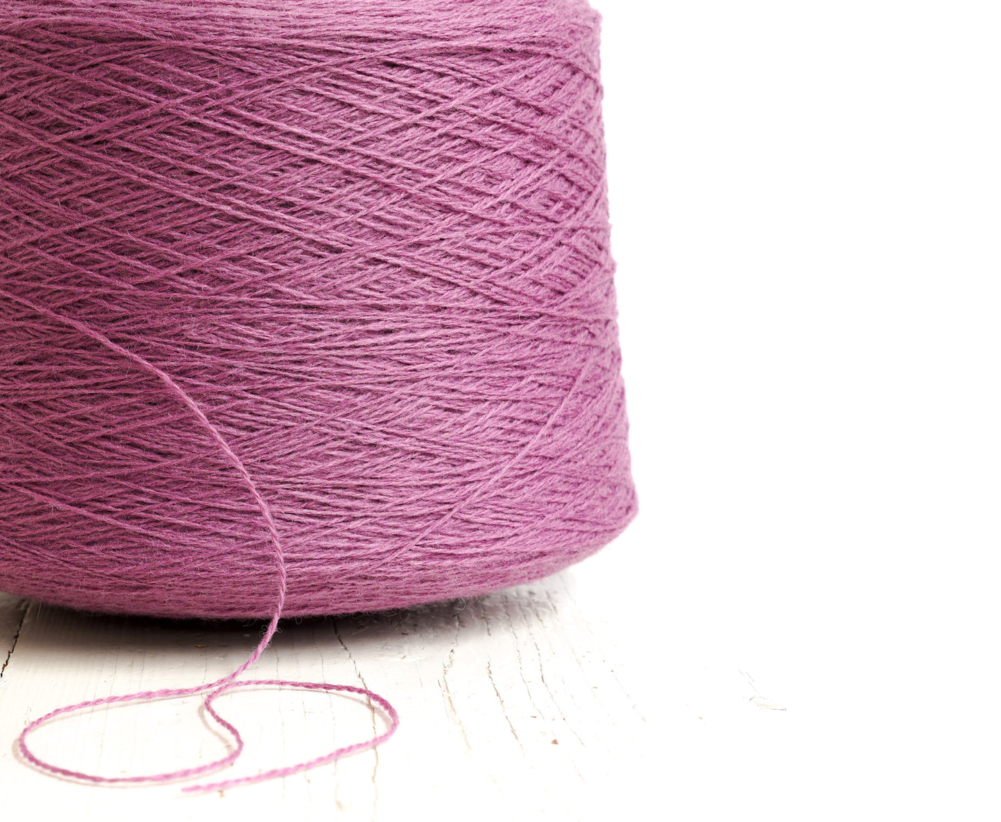 Dark dusty rose wool yarn in cone - 253 color