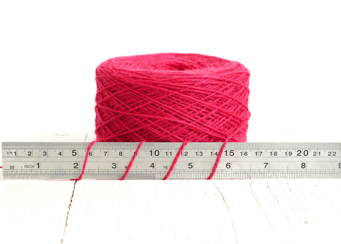 Cyclamen wool in cone - 555