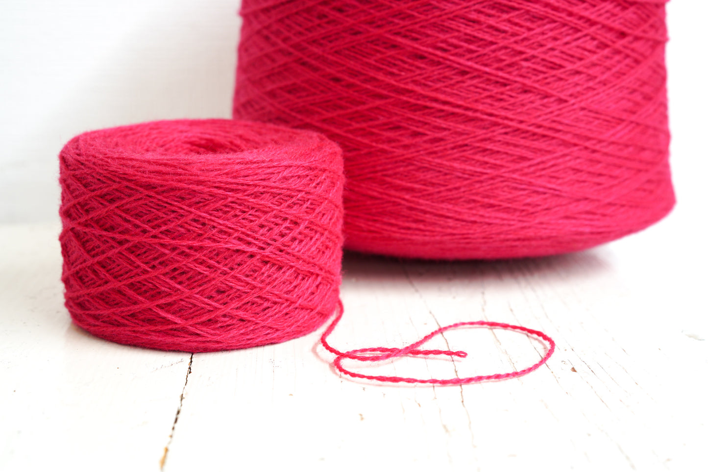 Cyclamen wool in cone - 555