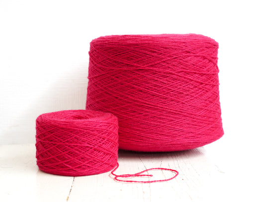 Cyclamen wool in cone - 555