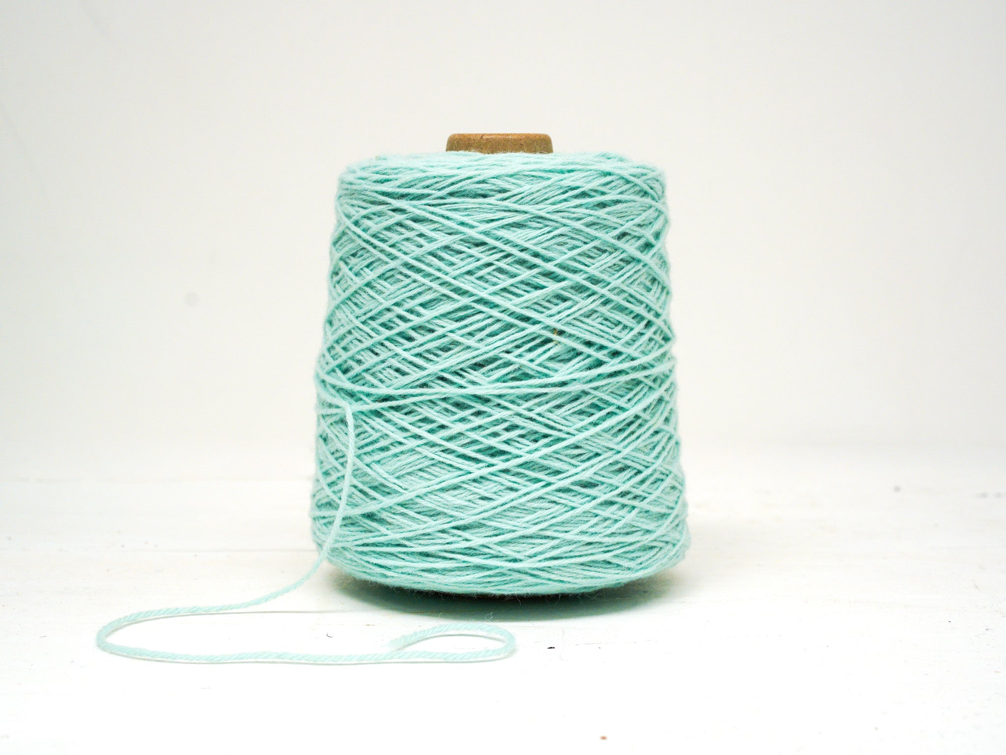 Mint blue - Carpet wool in cone - 19 NEW