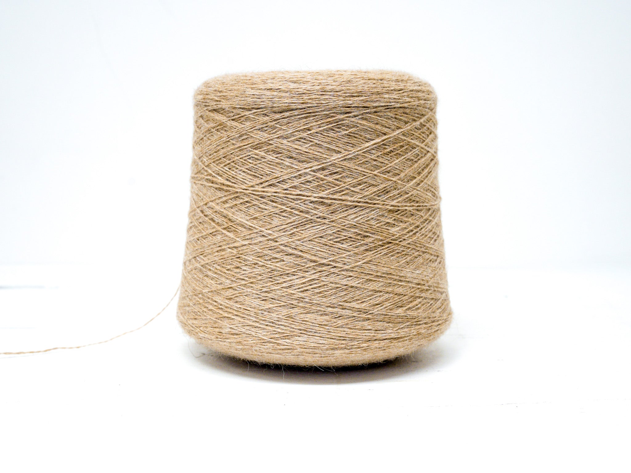 Undyed brown lace Alpaca Yarn in Cone 900g/4730m