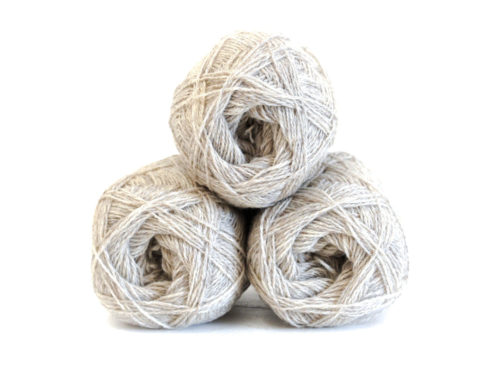 Grey-brown color New Zealand fingering wool - 265