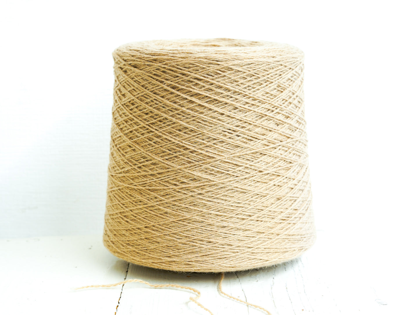 New Zealand sand brown color wool yarn - 262