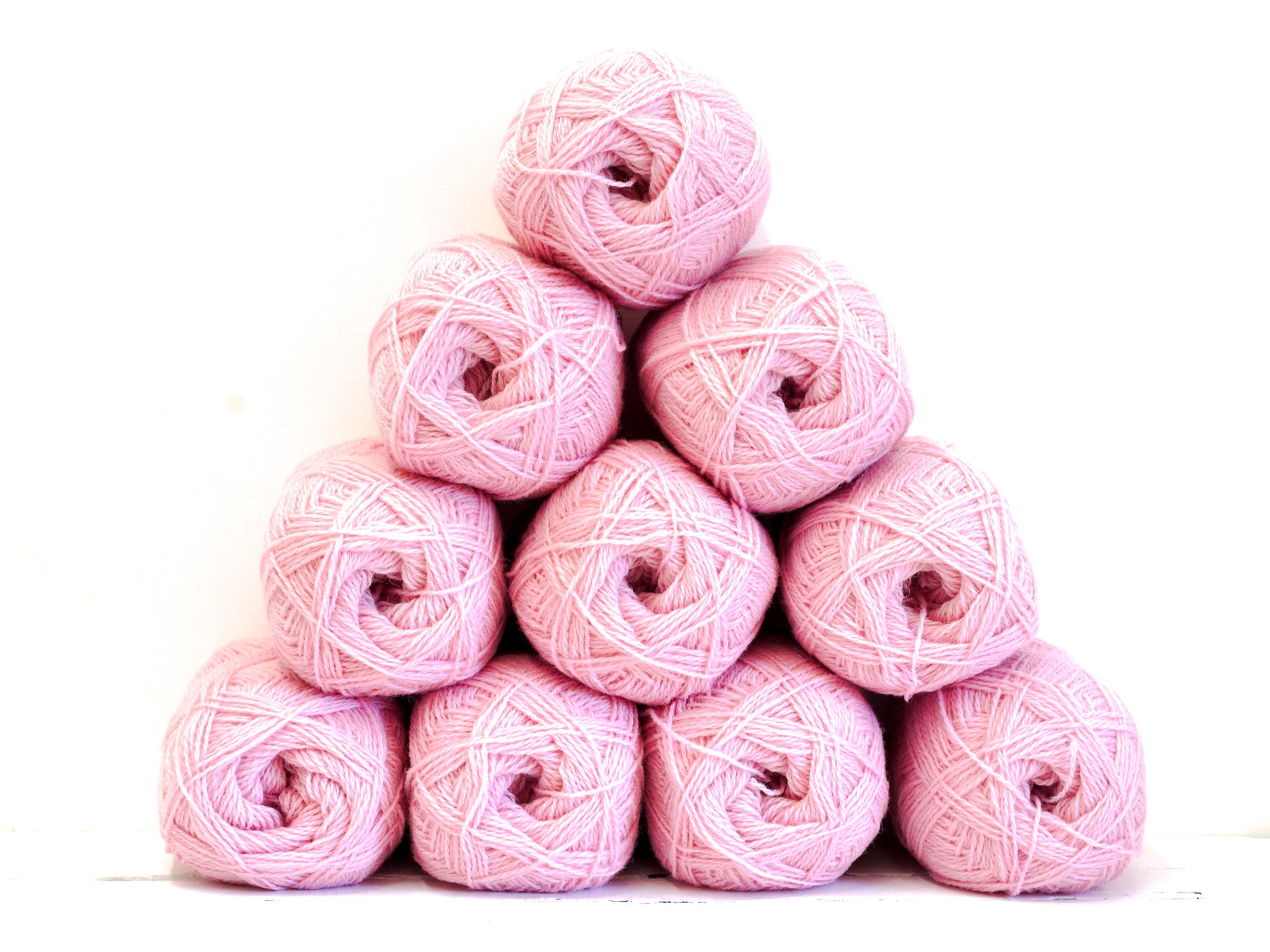 Powder Pink New Zealand wool yarn - 507