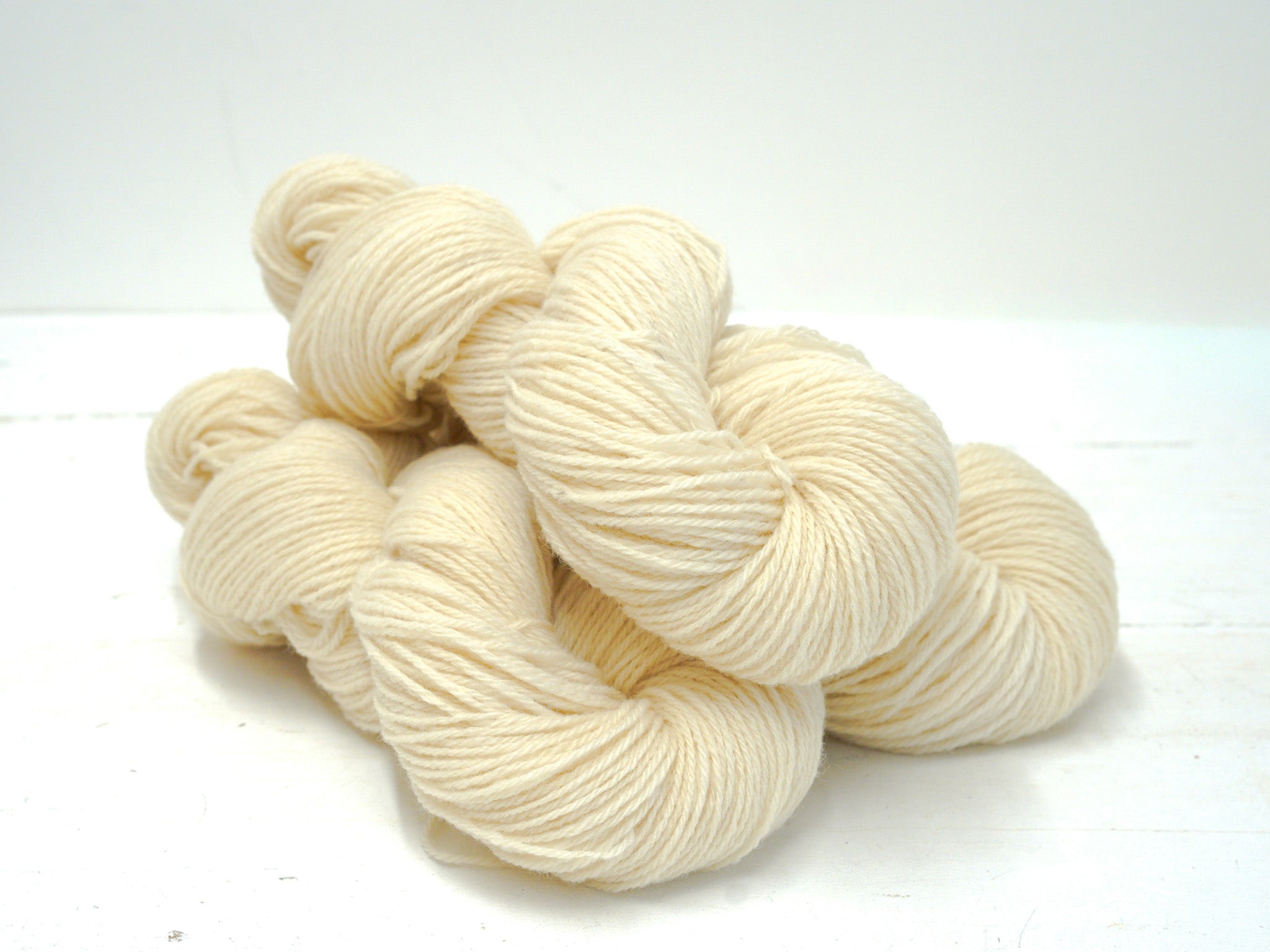 1 kg merino and suffolk wool yarn blend - 1000g./35oz